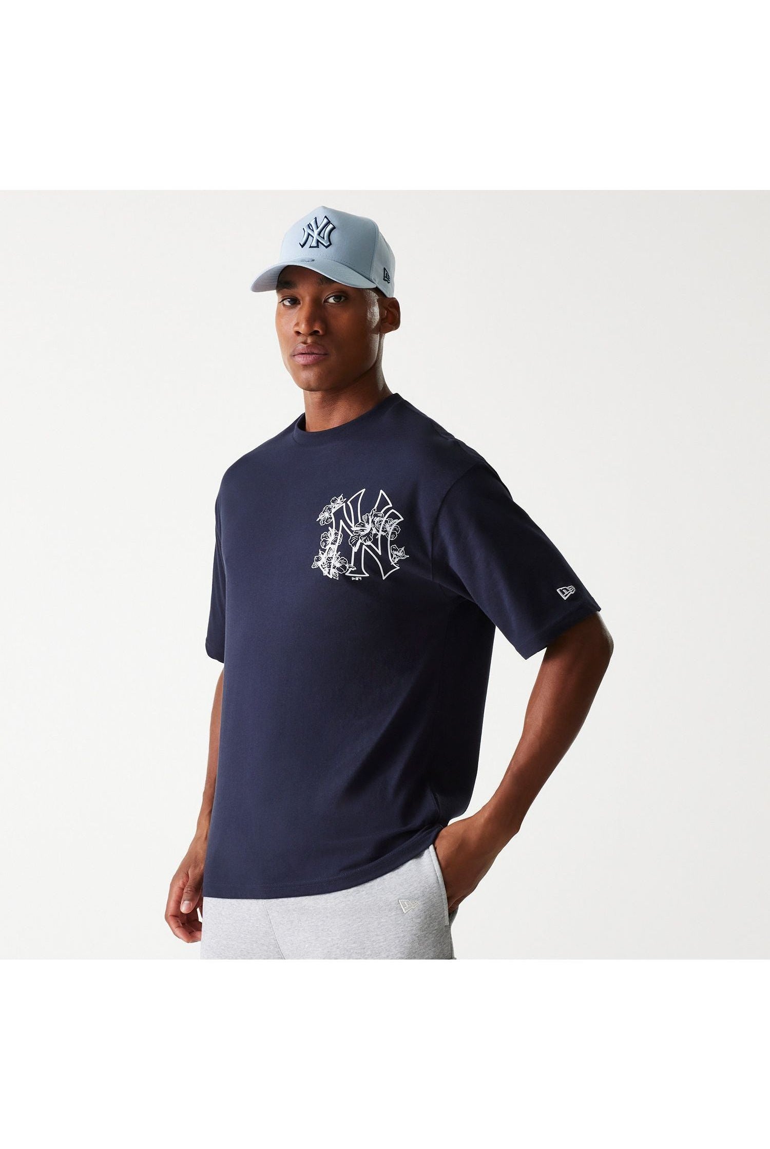 חולצת טי שירט שרוול קצר NEW YORK YANKEES - Butterfly Sneakers