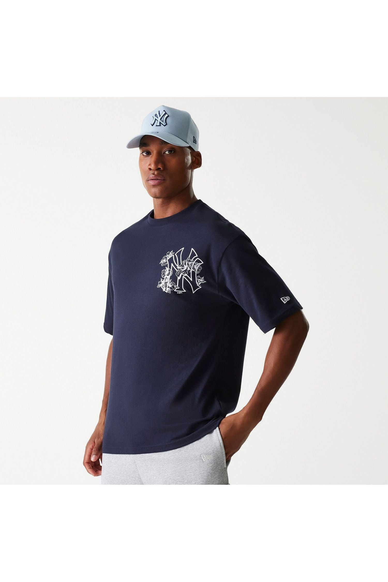 חולצת טי שירט שרוול קצר NEW YORK YANKEES - Butterfly Sneakers