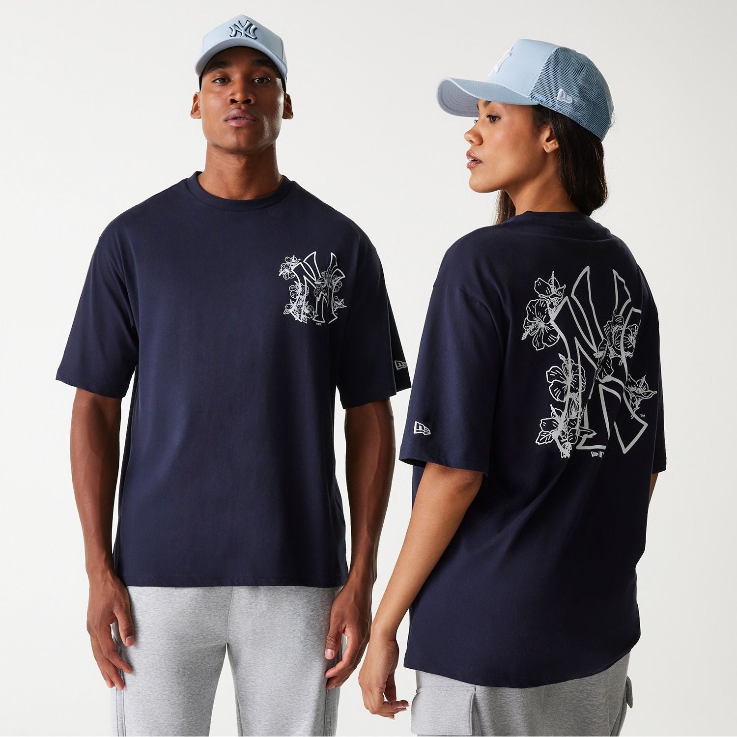 חולצת טי שירט שרוול קצר NEW YORK YANKEES - Butterfly Sneakers