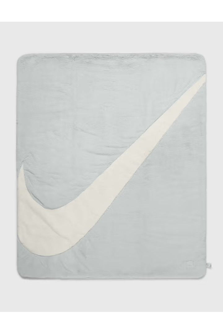 Nike Sportswear Faux Fur שמיכה - Butterfly Sneakers