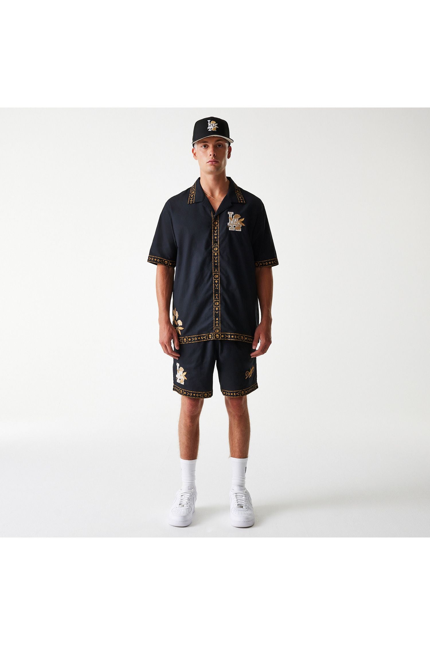 LA Dodgers MLB Taping Black חולצת טי שרט מכופתרת - Butterfly Sneakers