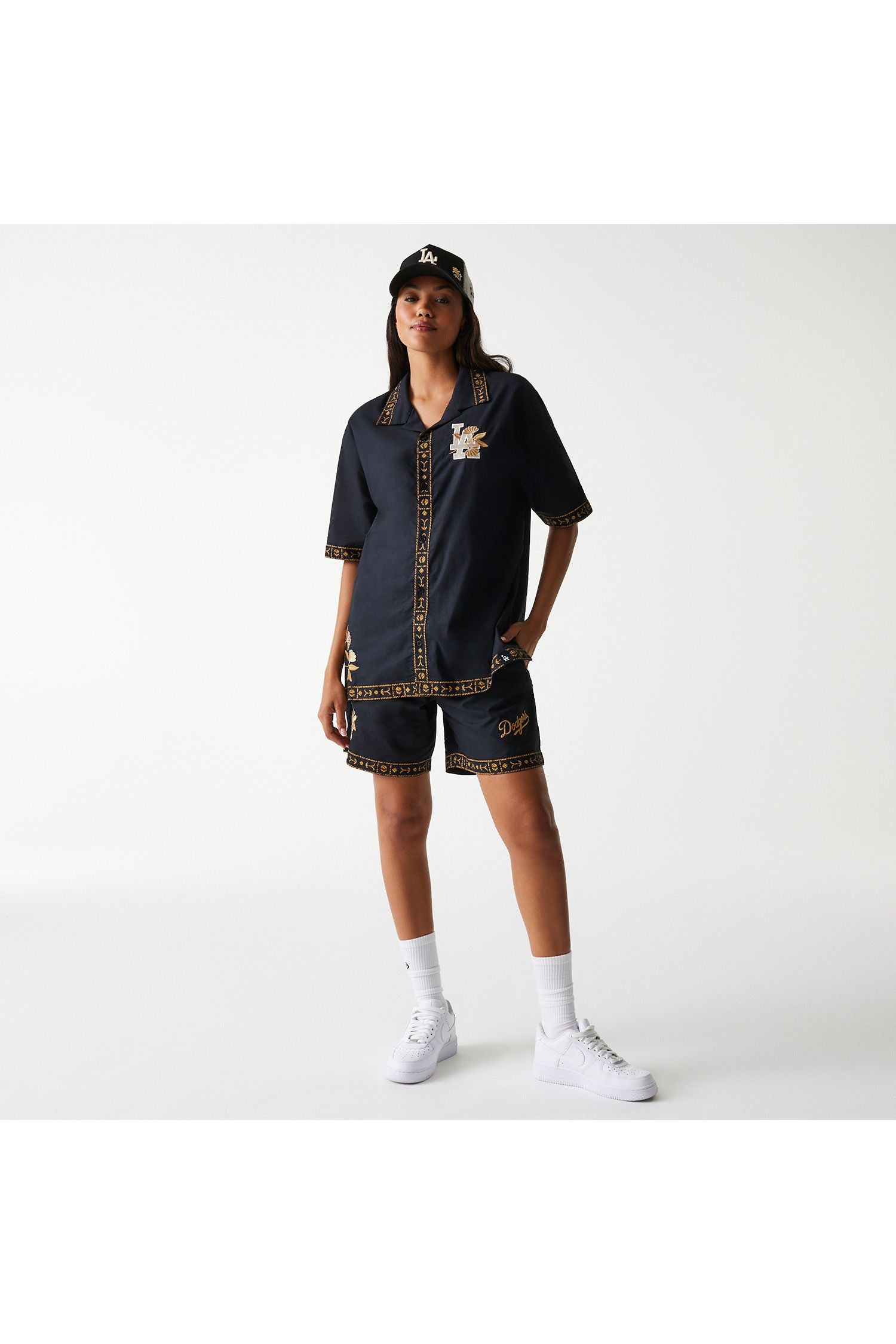 LA Dodgers MLB Taping Black חולצת טי שרט מכופתרת - Butterfly Sneakers