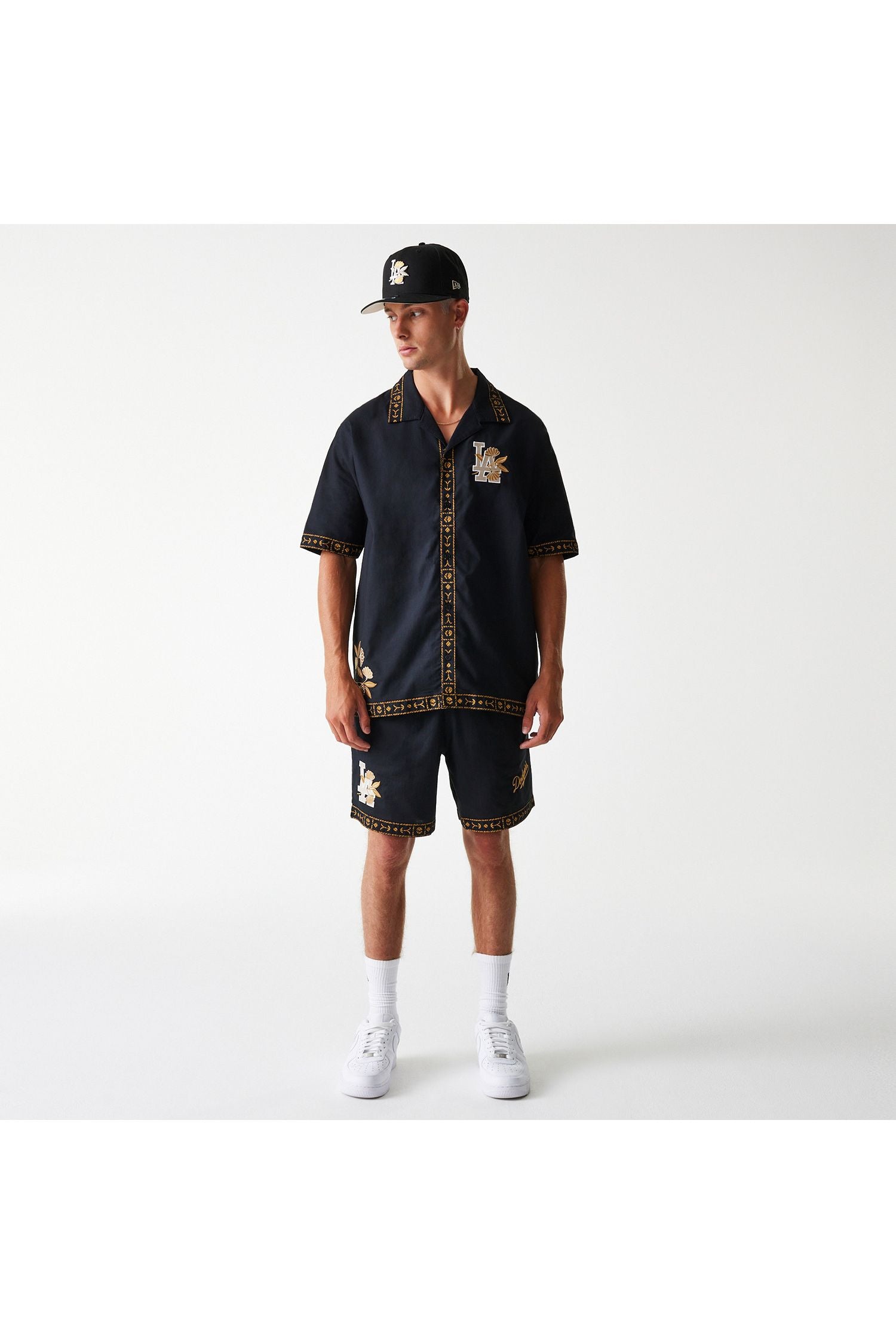 LA Dodgers MLB Taping Black חולצת טי שרט מכופתרת - Butterfly Sneakers