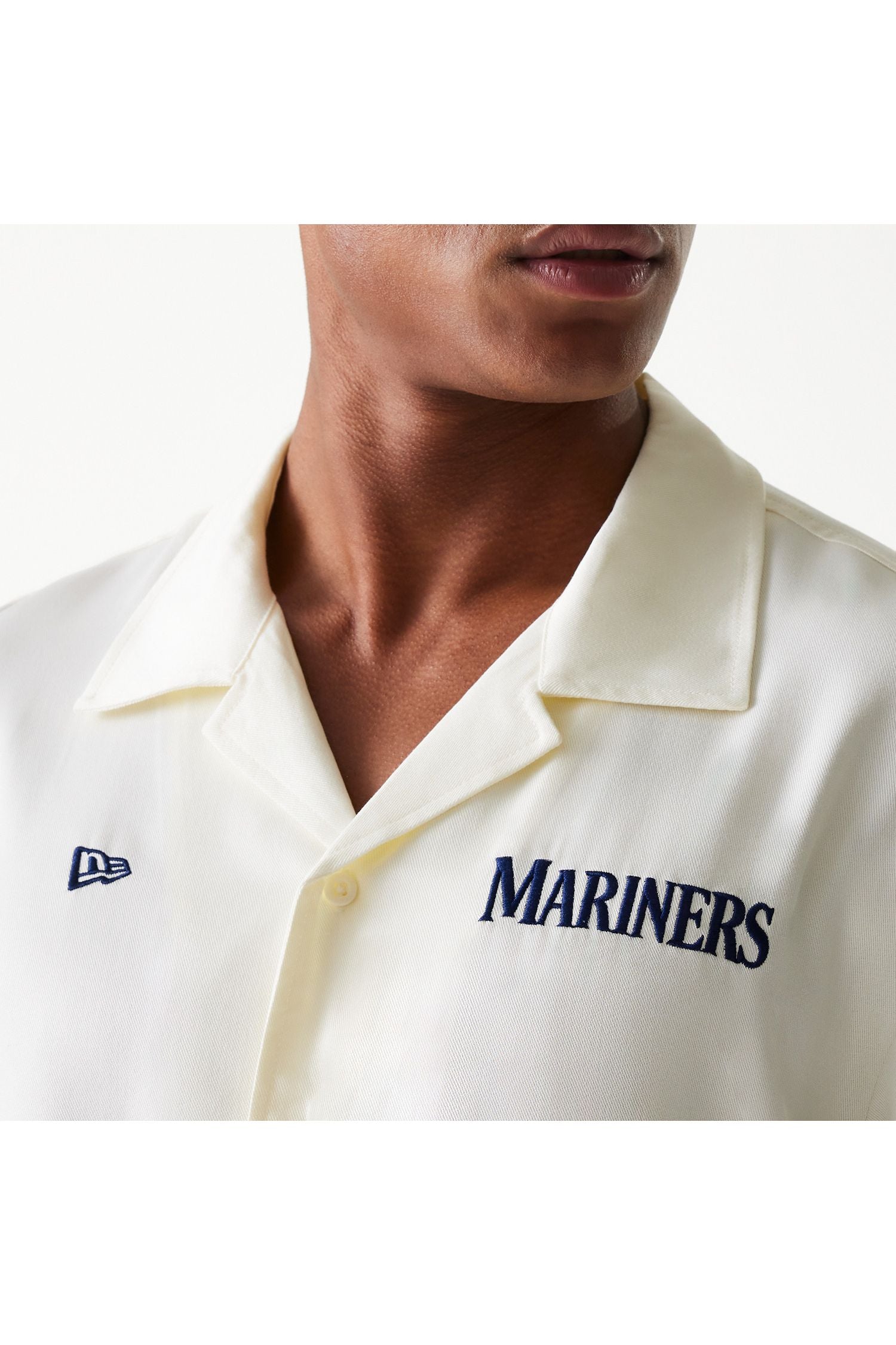 Seattle Mariners MLB Graphic חולצת טי שרט מכופתרת - Butterfly Sneakers