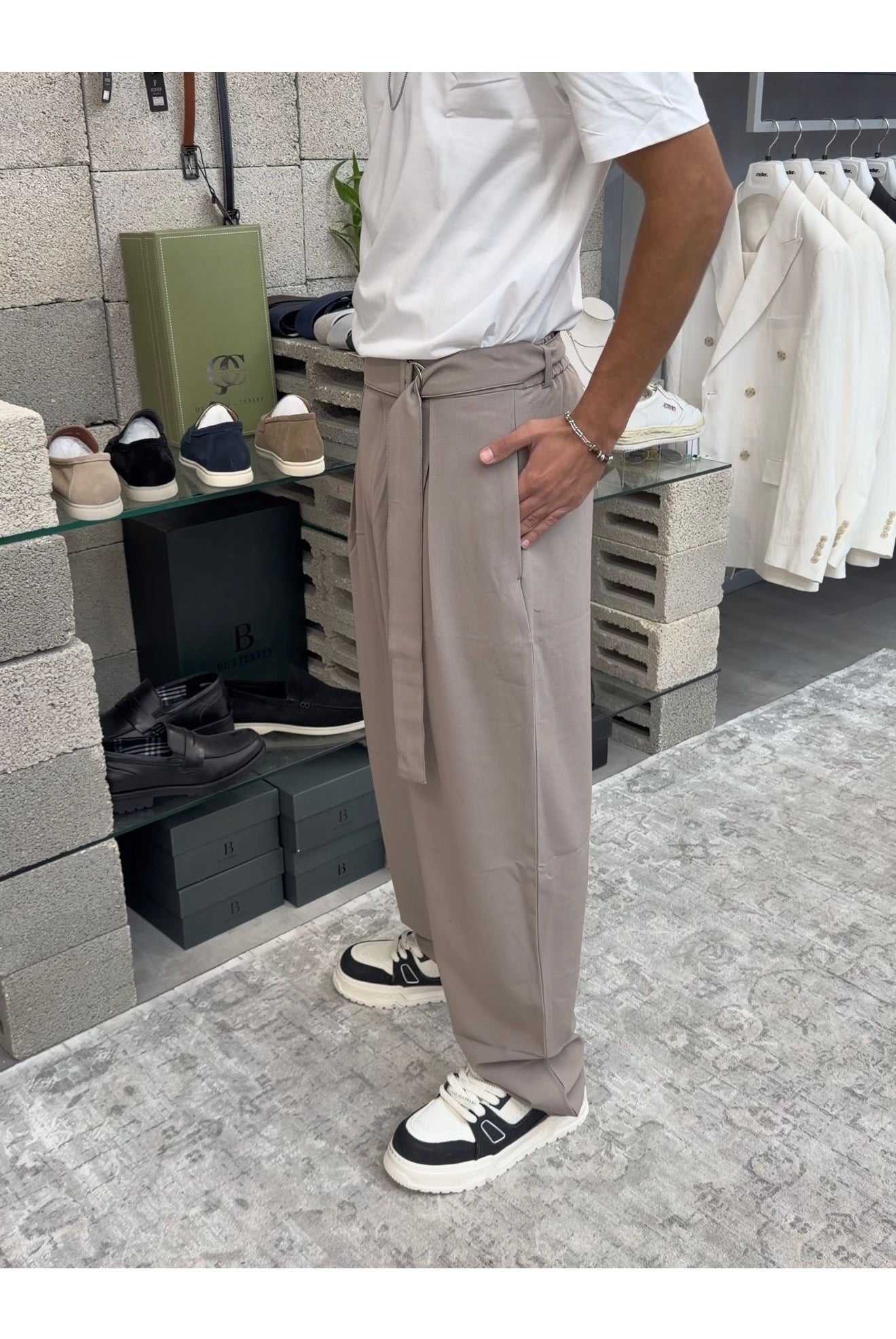 Butterfly Boy מכנס אלגנט רחב + חגורה - Butterfly Sneakers