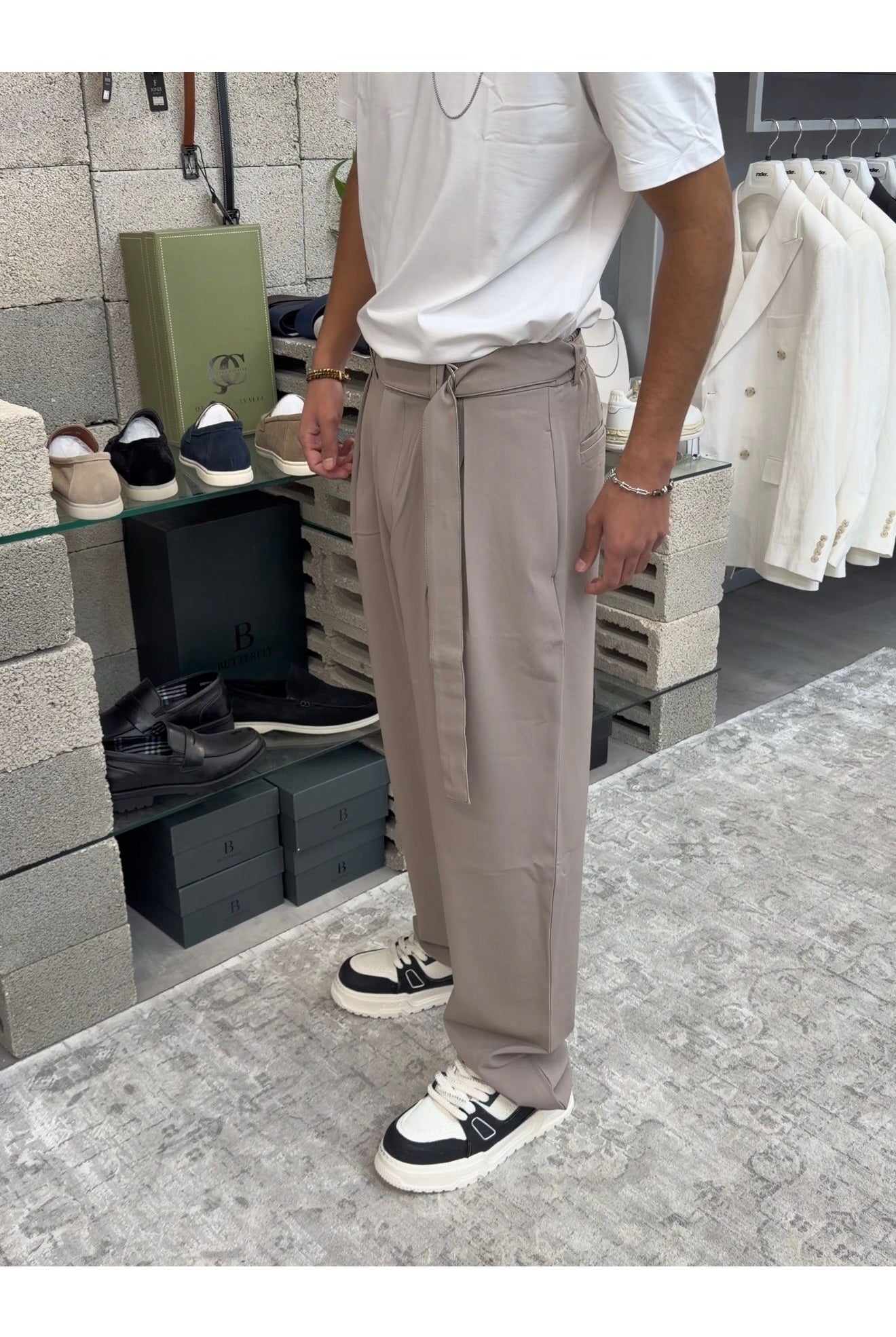 Butterfly Boy מכנס אלגנט רחב + חגורה - Butterfly Sneakers