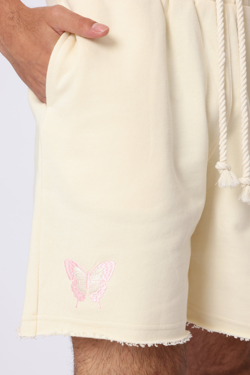 THE SIX - 3/6 - Shallowtail SHORTS מכנסיים קצרים - Butterfly Sneakers