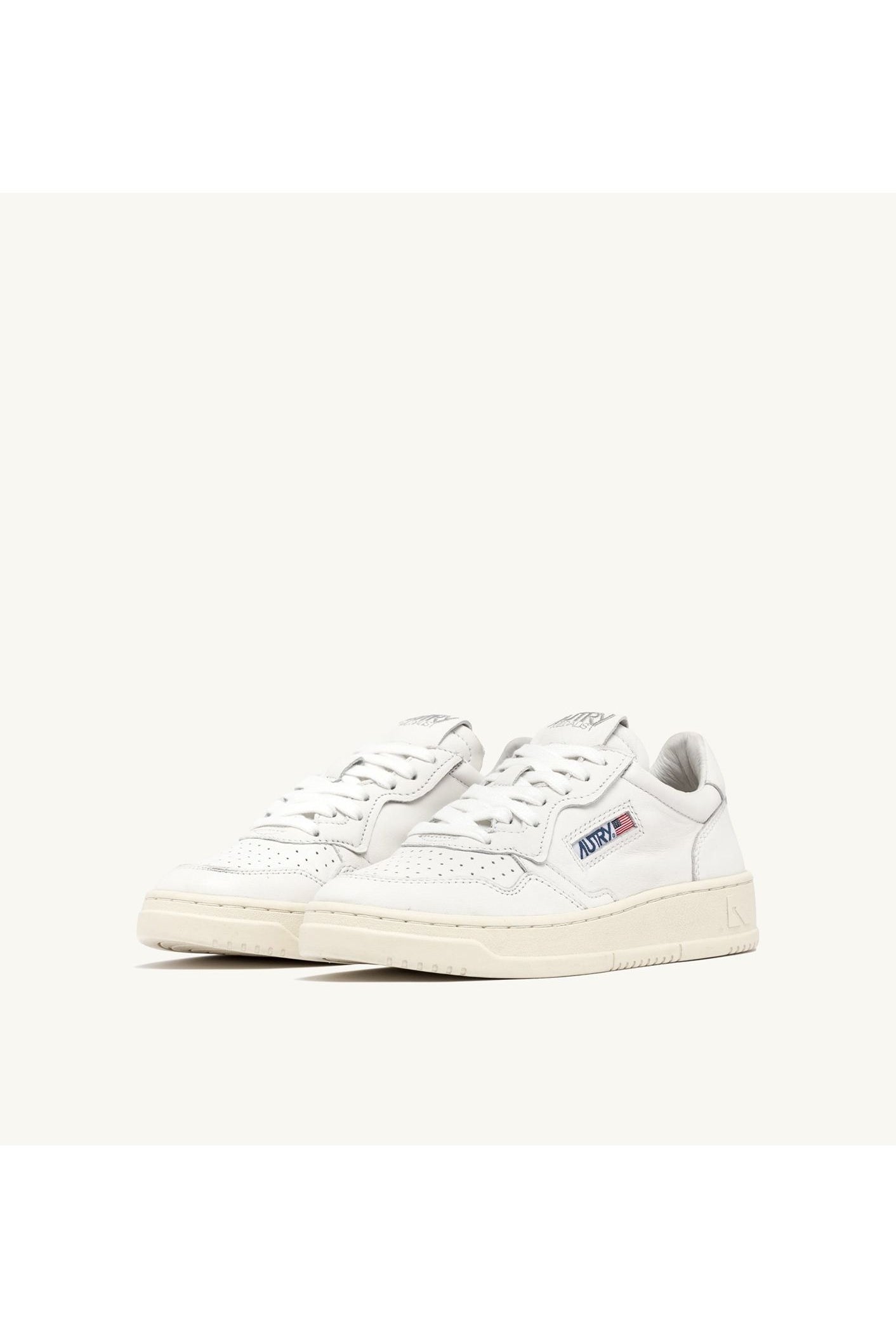 MEDALIST LOW SNEAKERS IN SUPER-SOFT WHITE NAPPA - Butterfly Sneakers