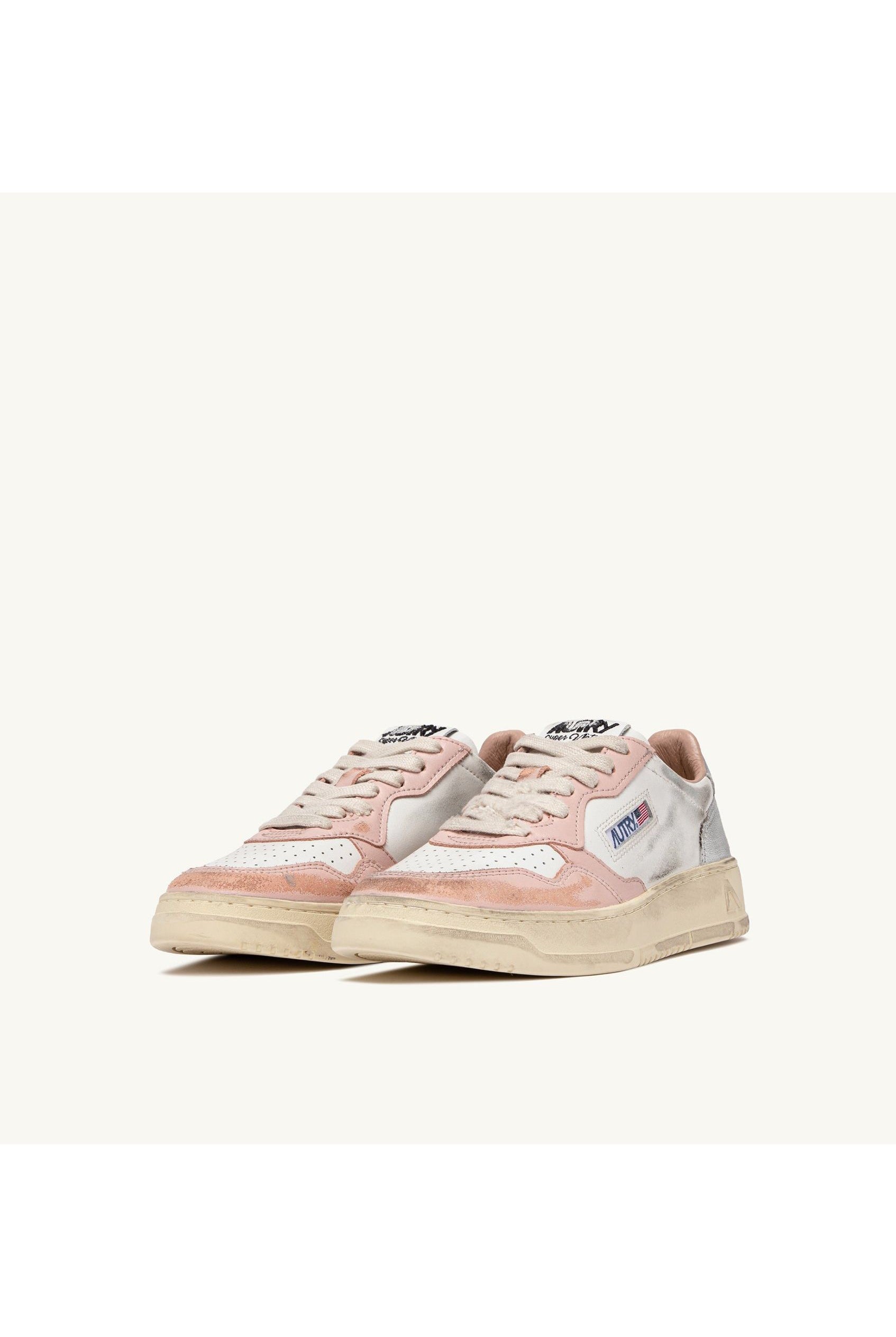 MEDALIST LOW SUPER VINTAGE SNEAKERS IN WHITE POWDER PINK AND SILVER LEATHER - Butterfly Sneakers