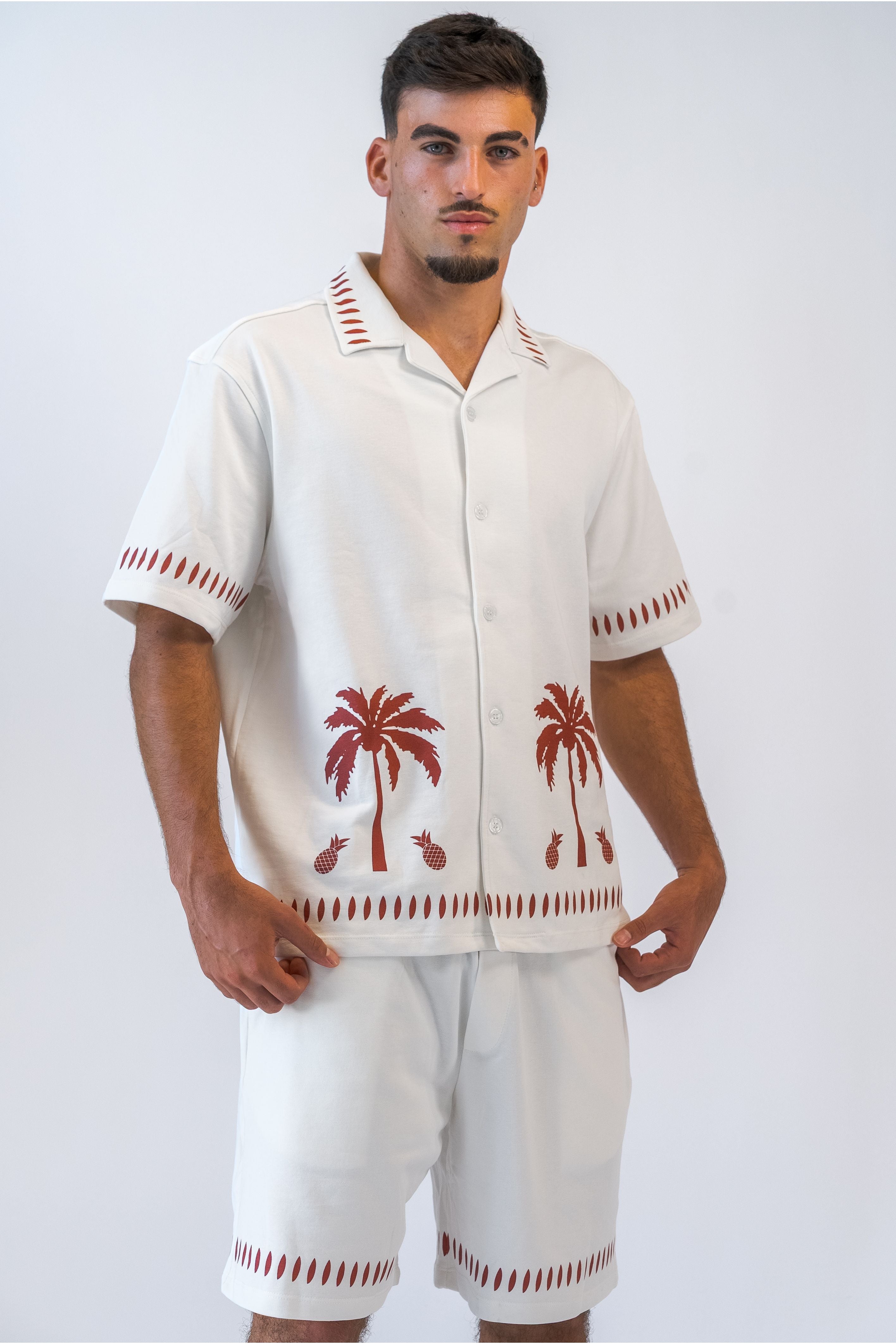 מכנס קצר חליפה הוואי לבן - Butterfly Sneakers