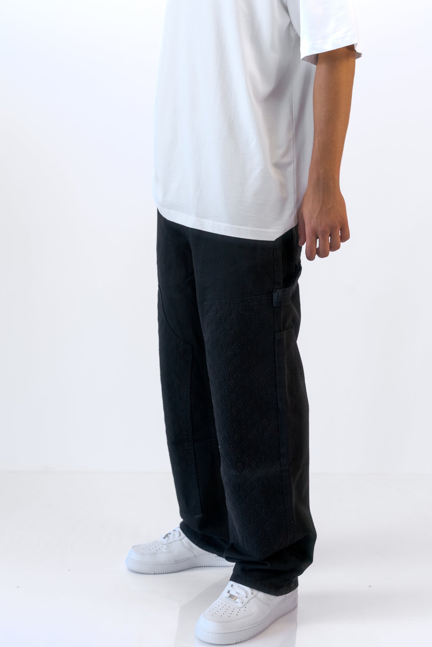 גינס גבוה בגזרת Baggy בגוון שחור