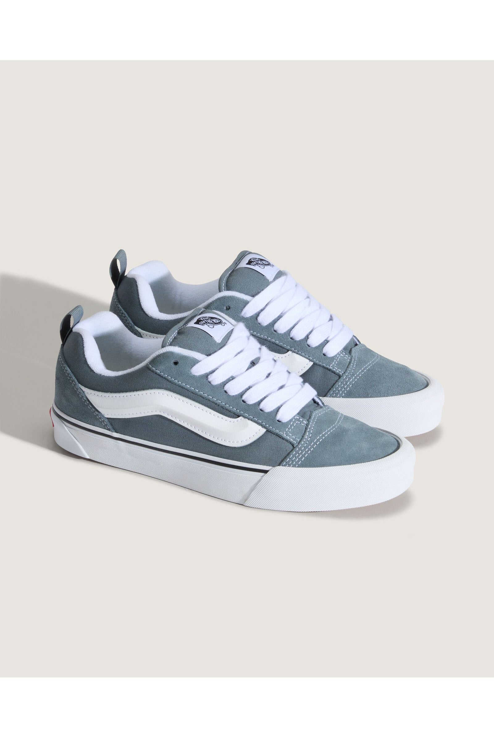 VN MN Lifestyle Classics Shoes - Butterfly Sneakers