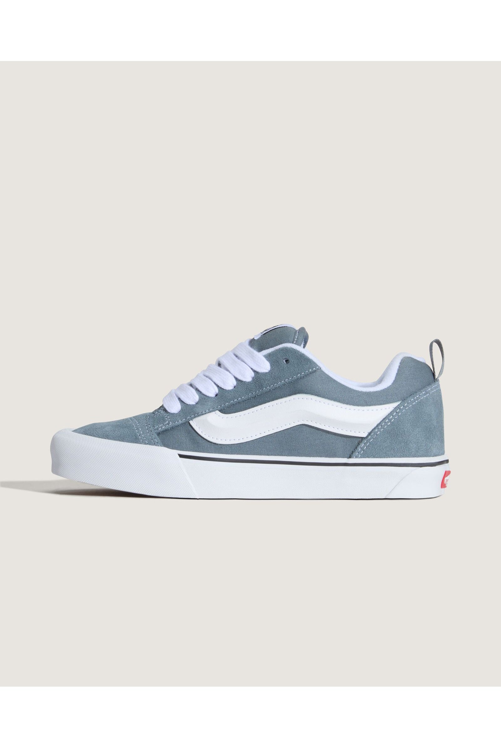 VN MN Lifestyle Classics Shoes - Butterfly Sneakers