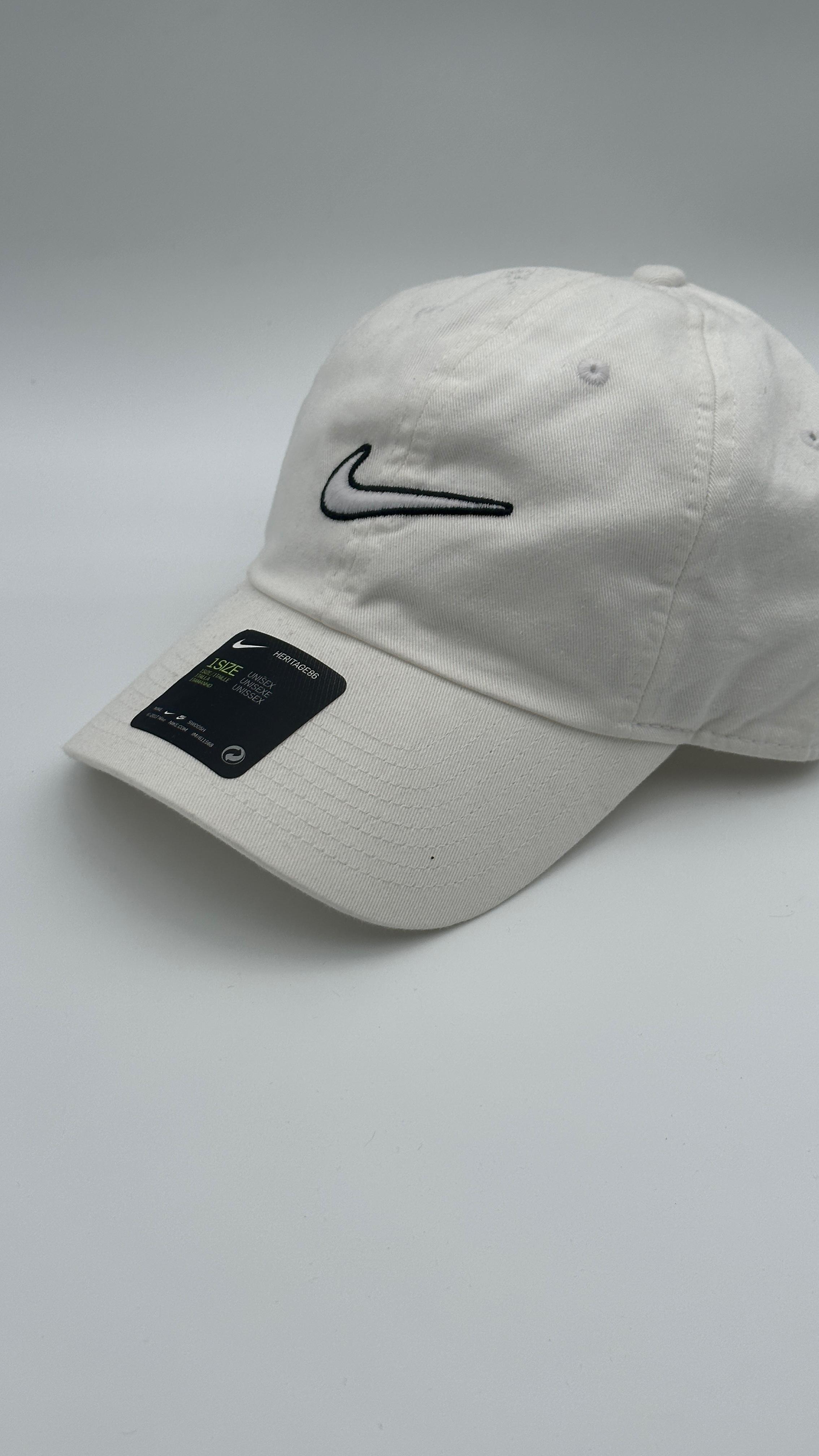 Nike Sportswear Heritage 86 Cap ”White” - Butterfly Sneakers
