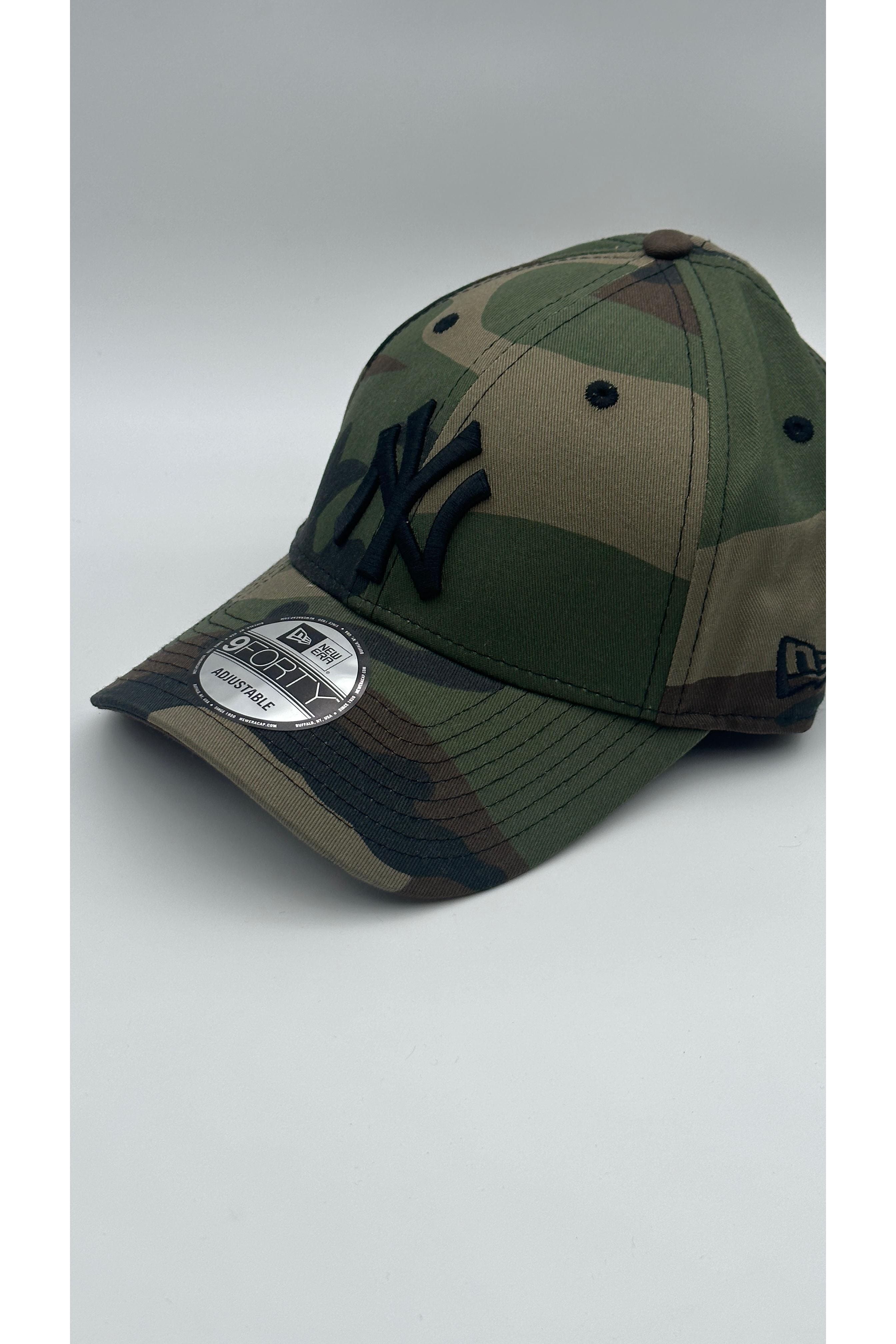 NEW YORK Cap “Army Black” - Butterfly Sneakers