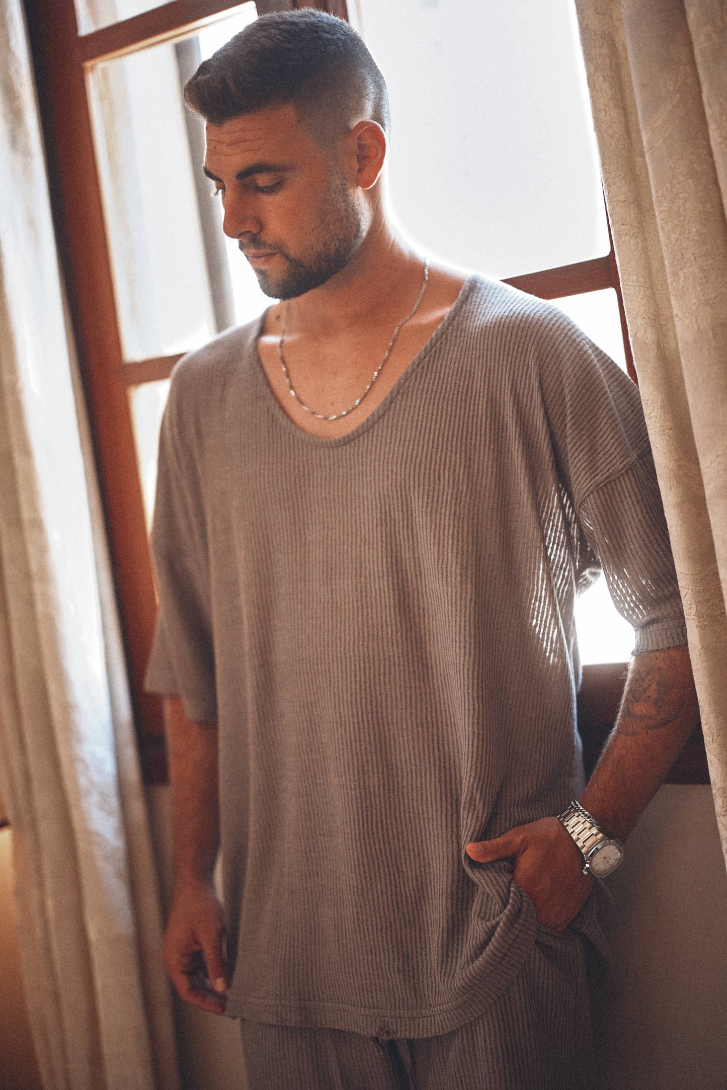 חולצה טי שרט שרוול קצר סאנטוריני אוברסייז - חום