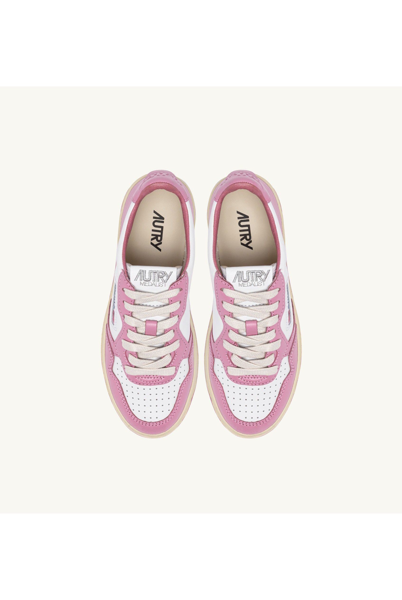 WHITE & PINK LETAHER סניקרס - Butterfly Sneakers