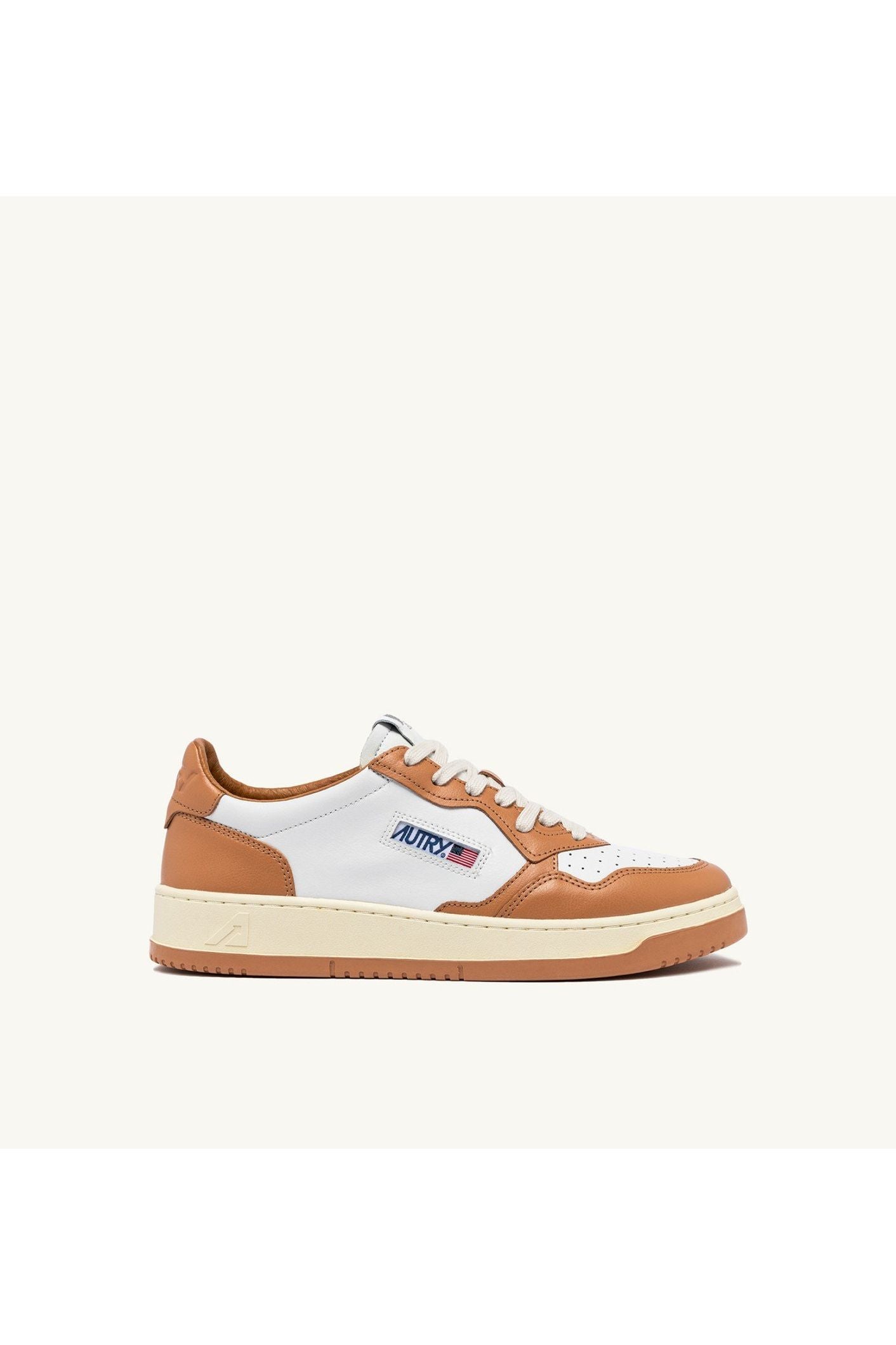 MEDALIST LOW BICOLOR SNEAKERS IN WHITE AND SAND STORM LEATHER - Butterfly Sneakers