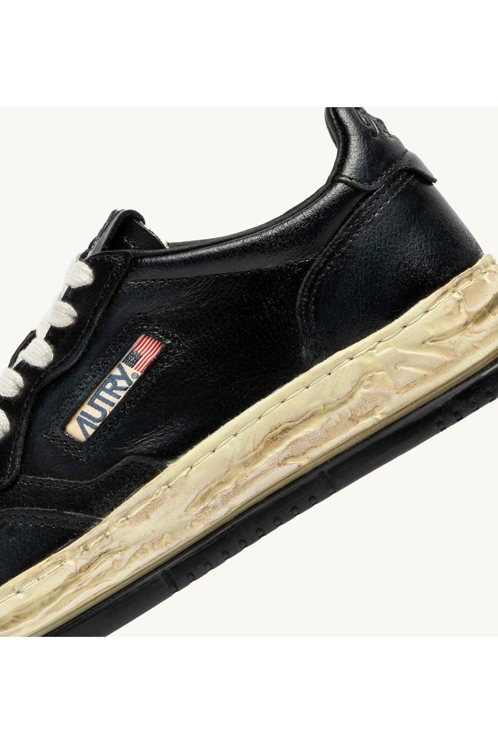 AUTRY X MAISON MSUPVINT LOW MAN MIHARA YASUHIRO BLACK - Butterfly Sneakers