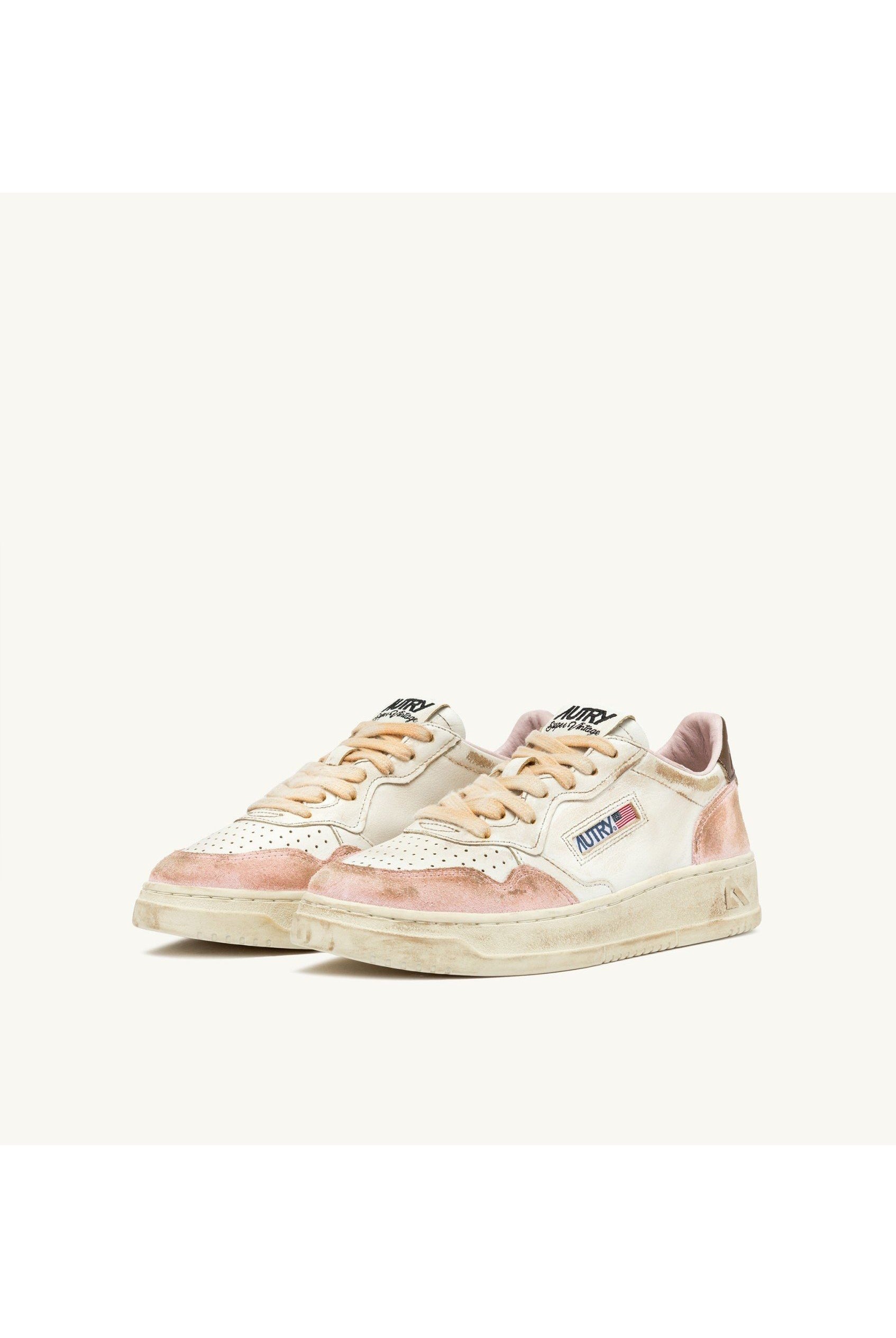 MEDALIST LOW SUPER VINTAGE SNEAKERS IN NUDE AND SEPIA LEATHER SUEDE - Butterfly Sneakers