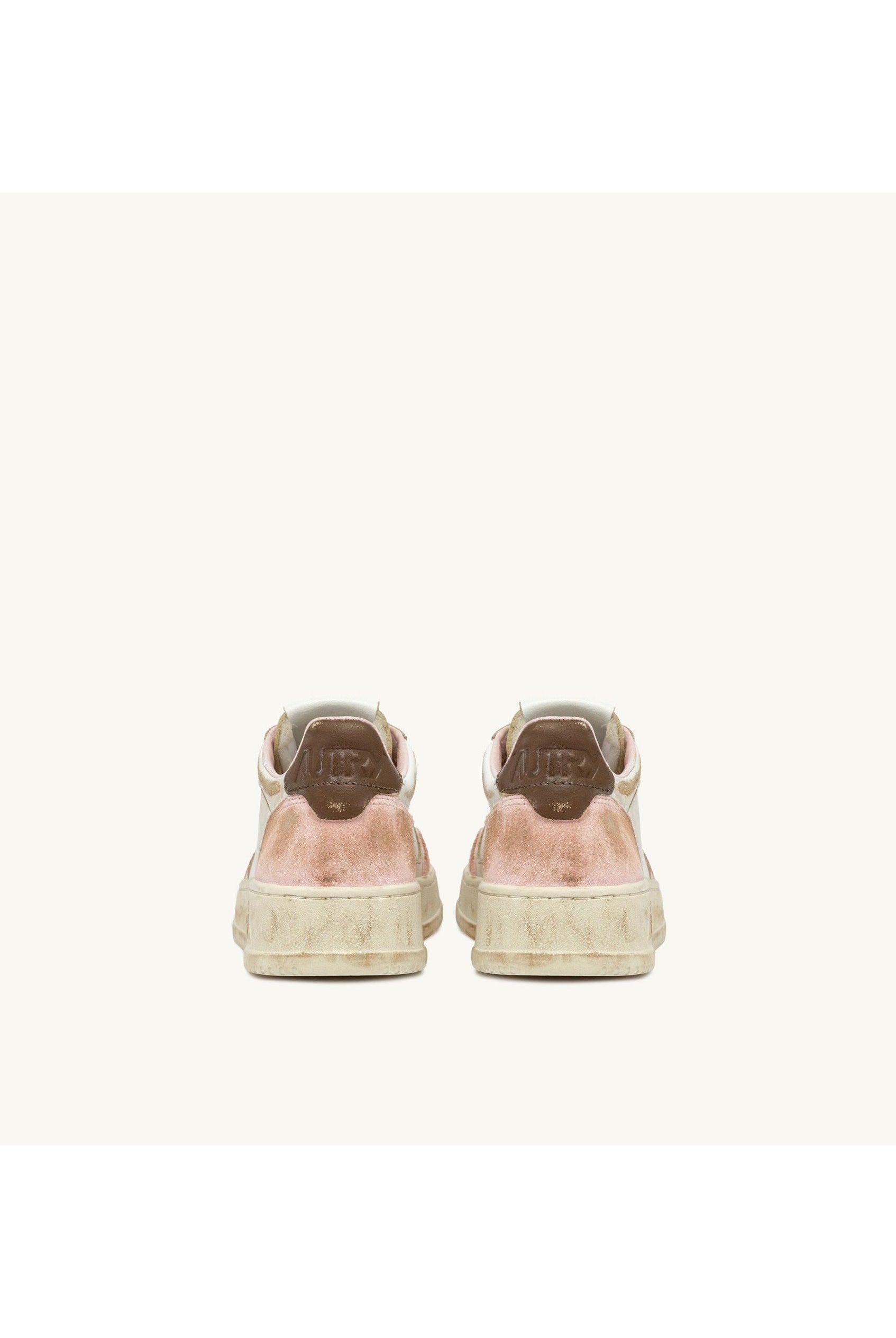 MEDALIST LOW SUPER VINTAGE SNEAKERS IN NUDE AND SEPIA LEATHER SUEDE - Butterfly Sneakers