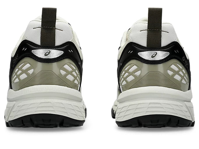 סניקרס נונוביקי ASICS