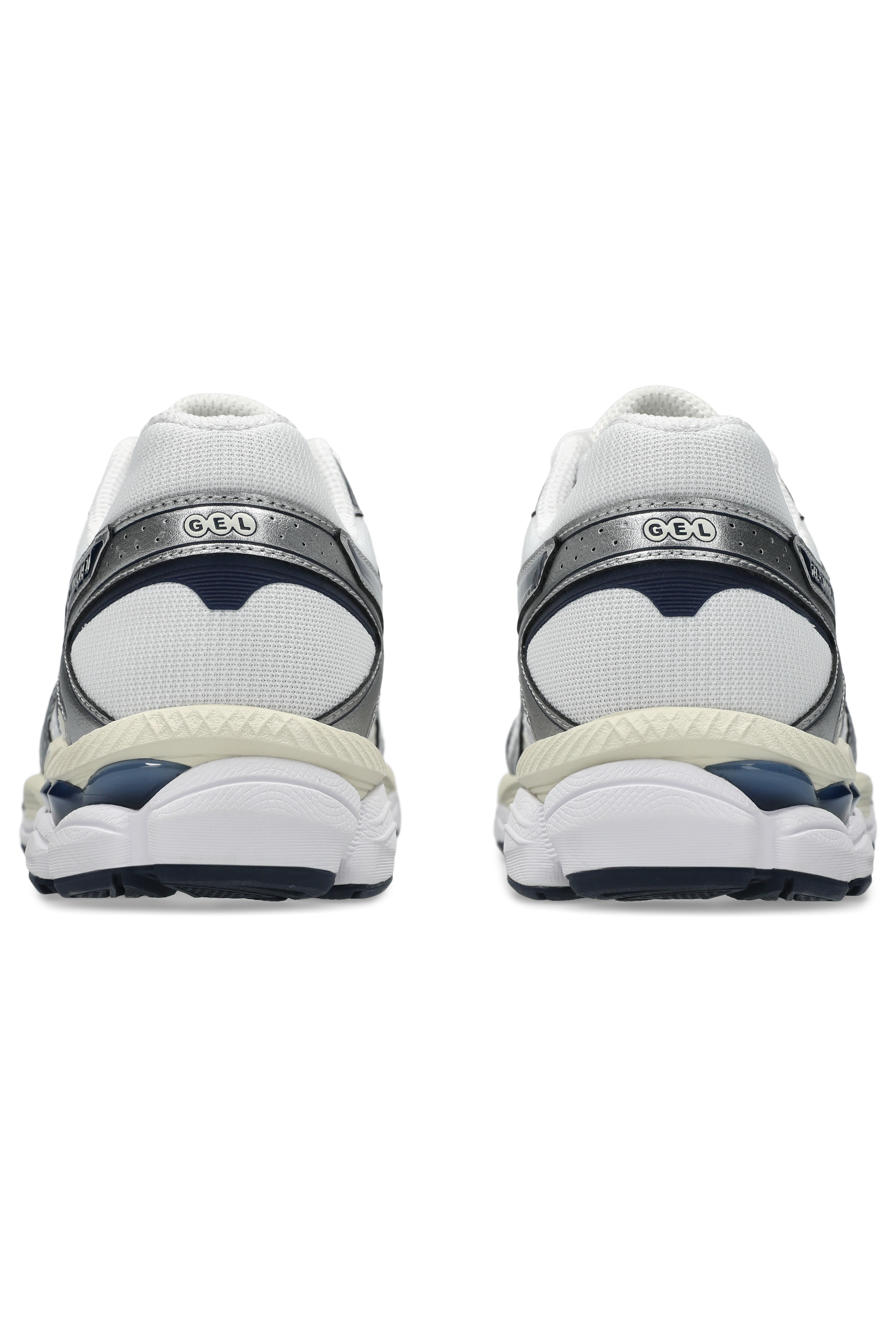 Asics Gel Cumulus 16 Unisex White Midnight סניקרס ג'ל קומולוס 16 יוניסקס - Butterfly Sneakers