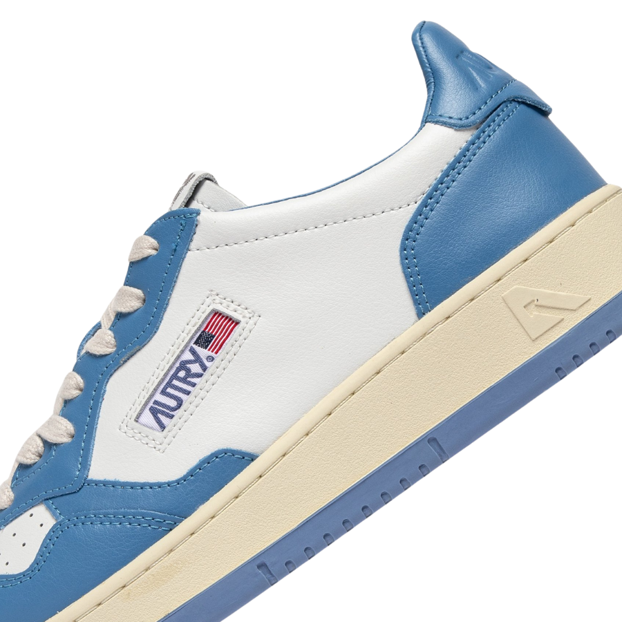 AUTRY SNEAKERS WHITE & AZURE