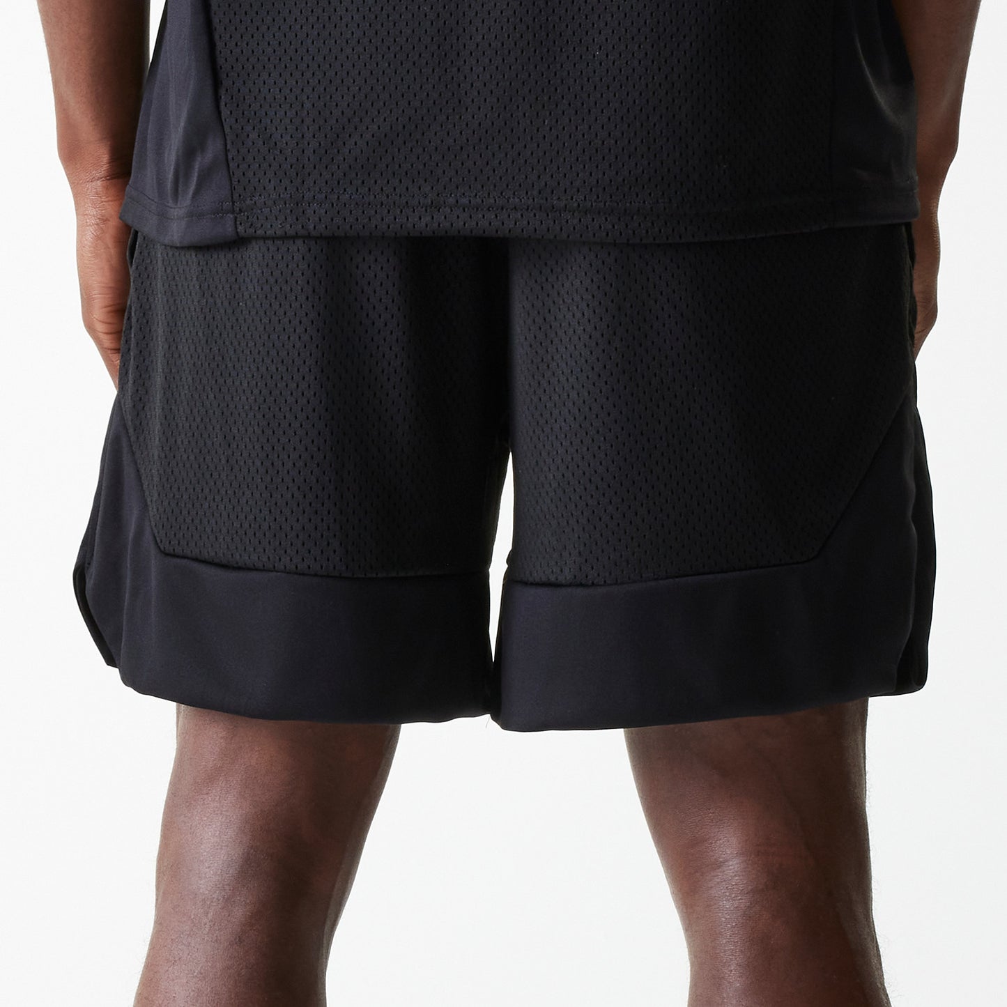 MESH SHORTS BLK מכנסיים קצרים