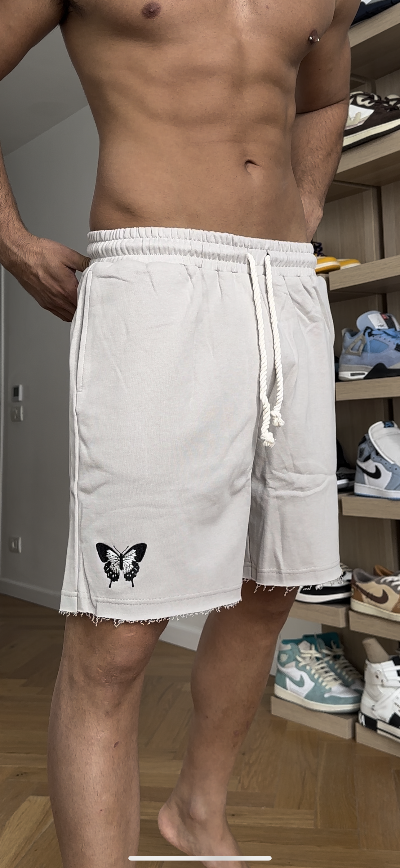 THE SIX - 2/6 - Zebra butterfly - Sweatshorts