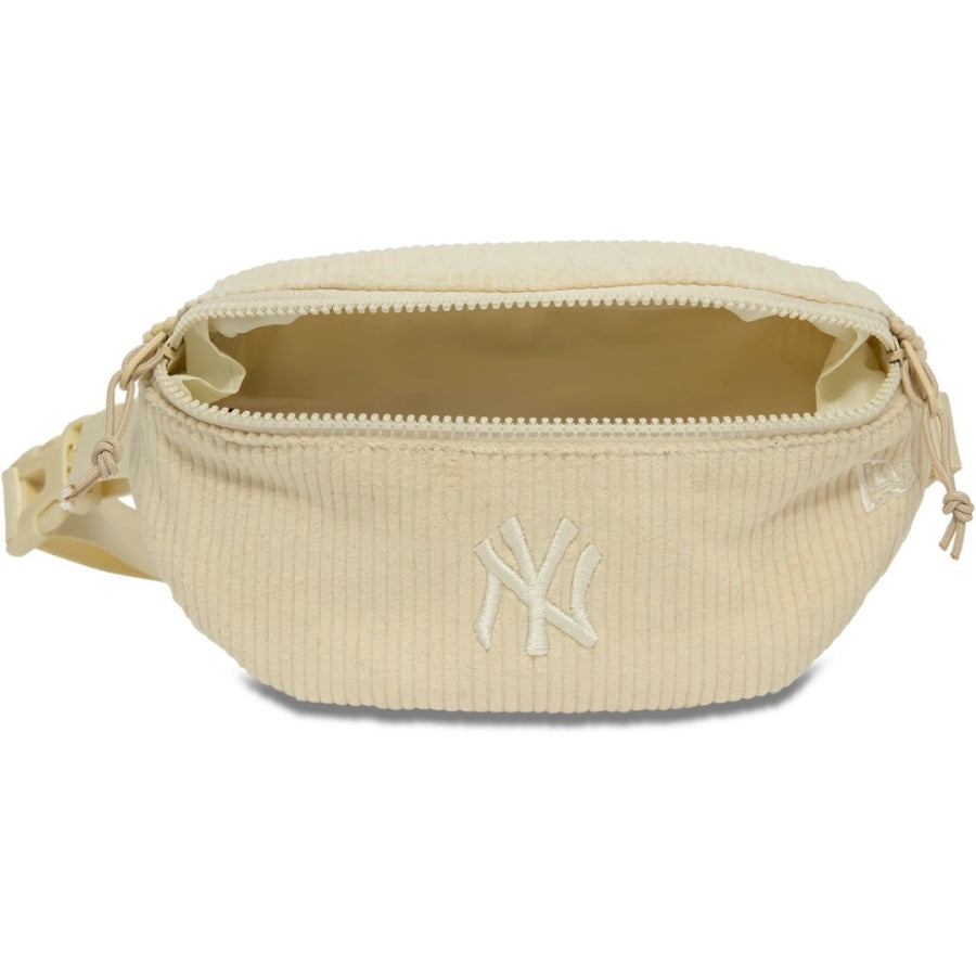 NEW ERA NEW YORK YANKEES POUCH CREAM