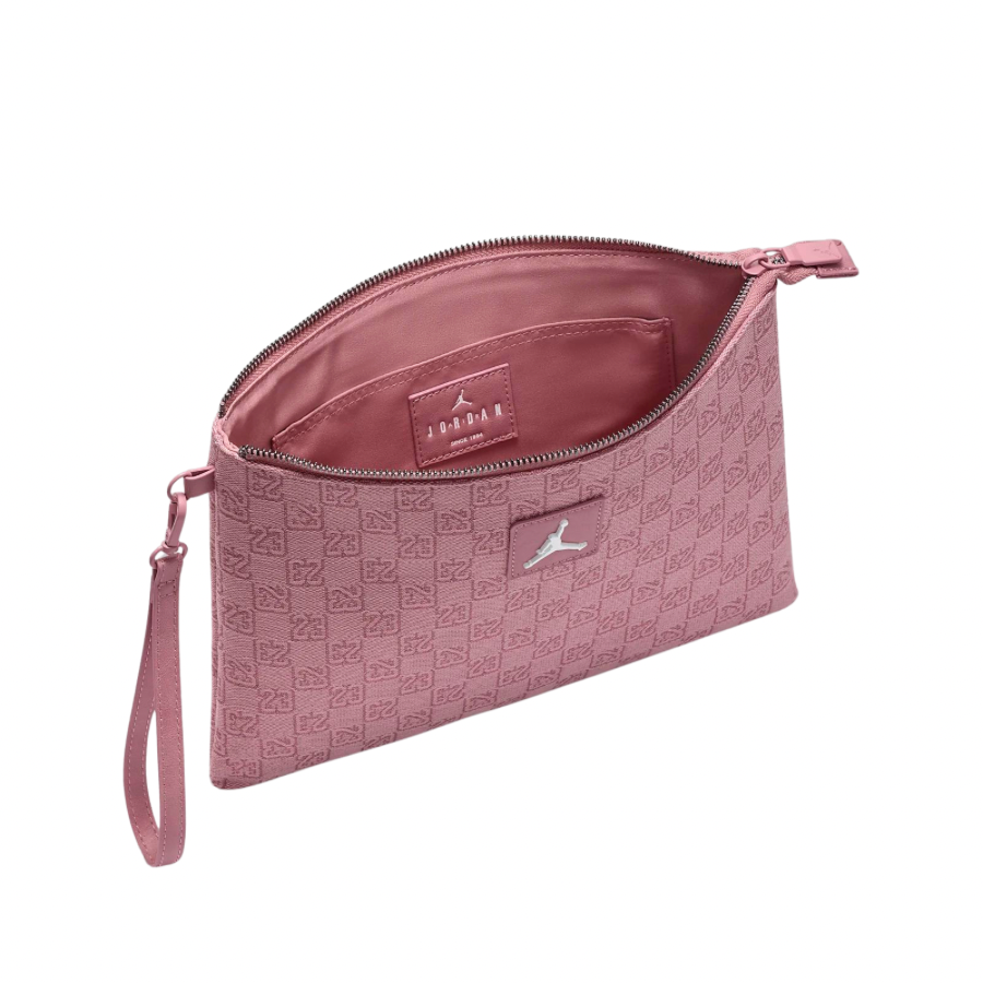 Jordan Monogram Clutch 0.69L