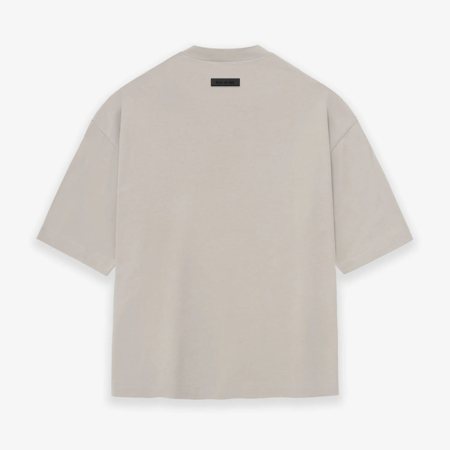 FEAR OF GOD ESSENTIALS T-SHIRT
SILVER CLOUD