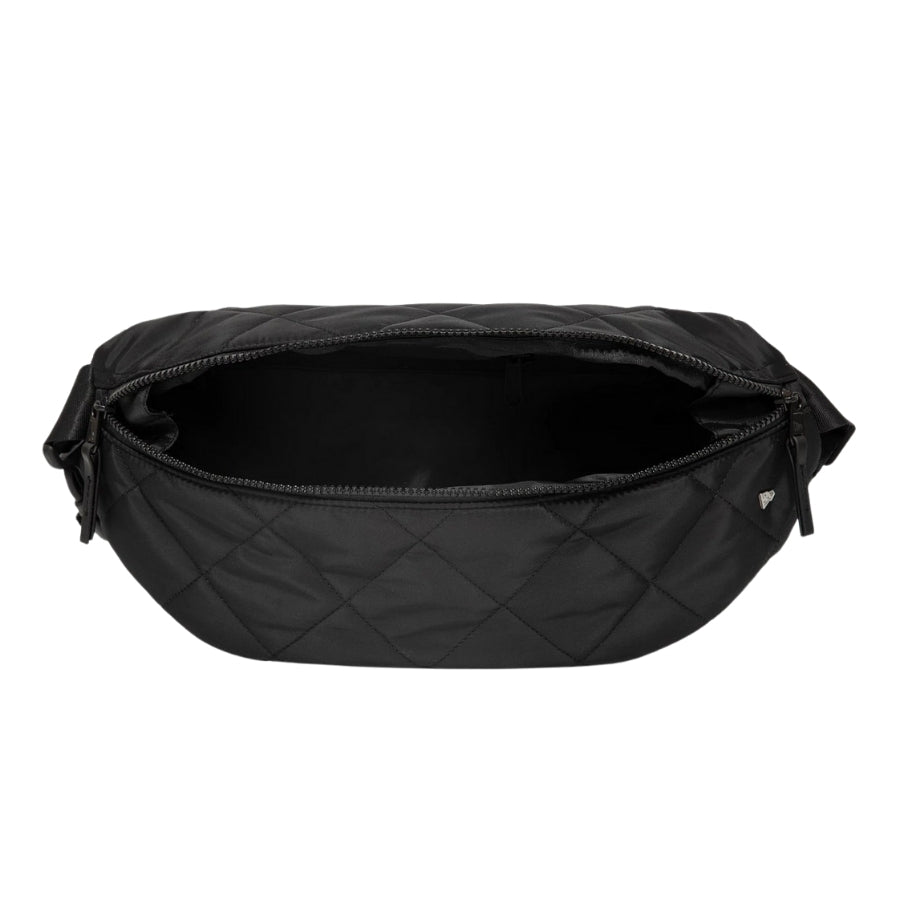 NEW ERA QUILTED POUCH BLACK