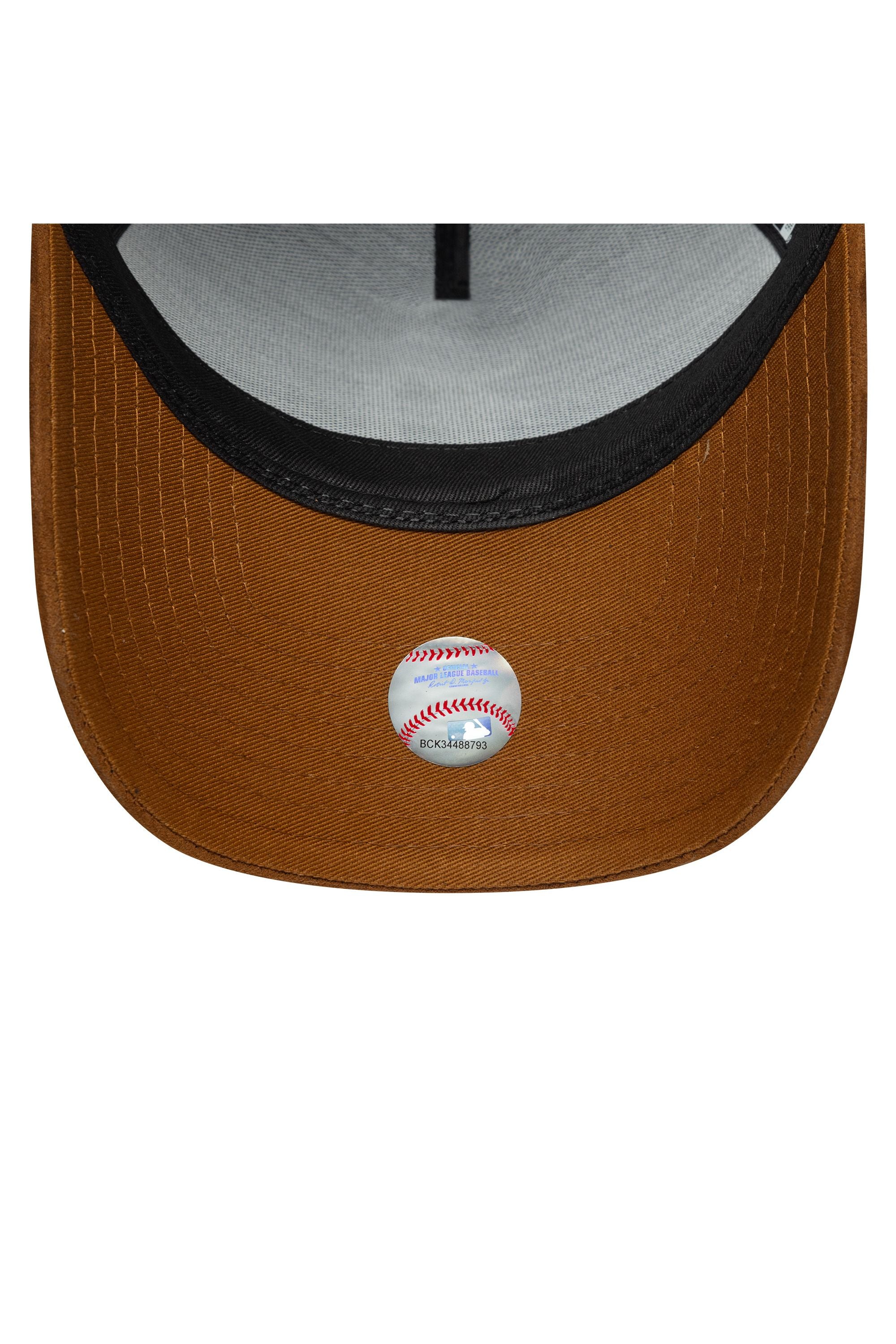 SUEDE VISOR EFRAME DETTIG NVYBRS כובע - Butterfly Sneakers