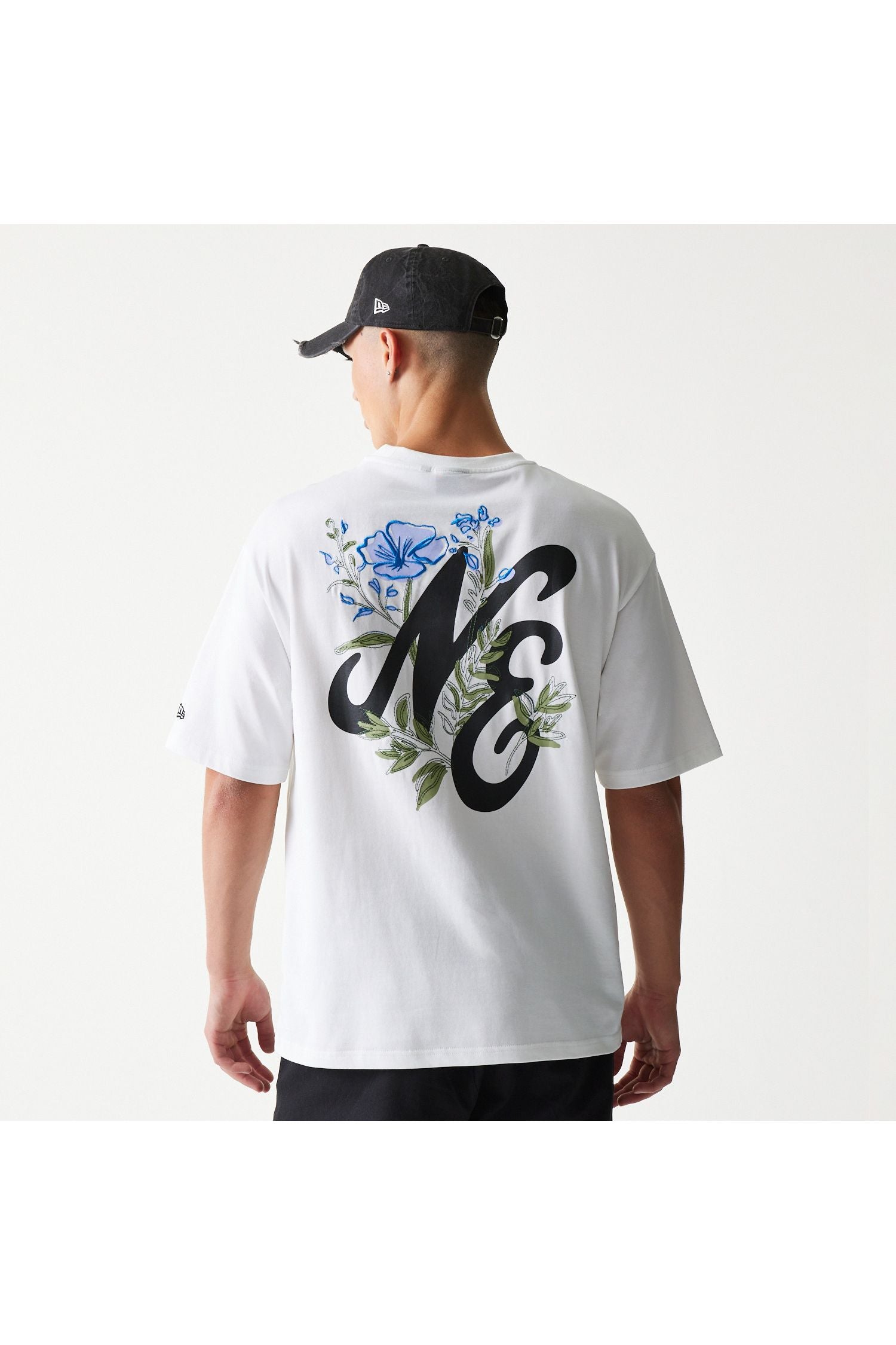 NE FLORAL GRPHC OS TEE NEWERA חולצת טי שרט אוברסייז שרוול קצר - Butterfly Sneakers