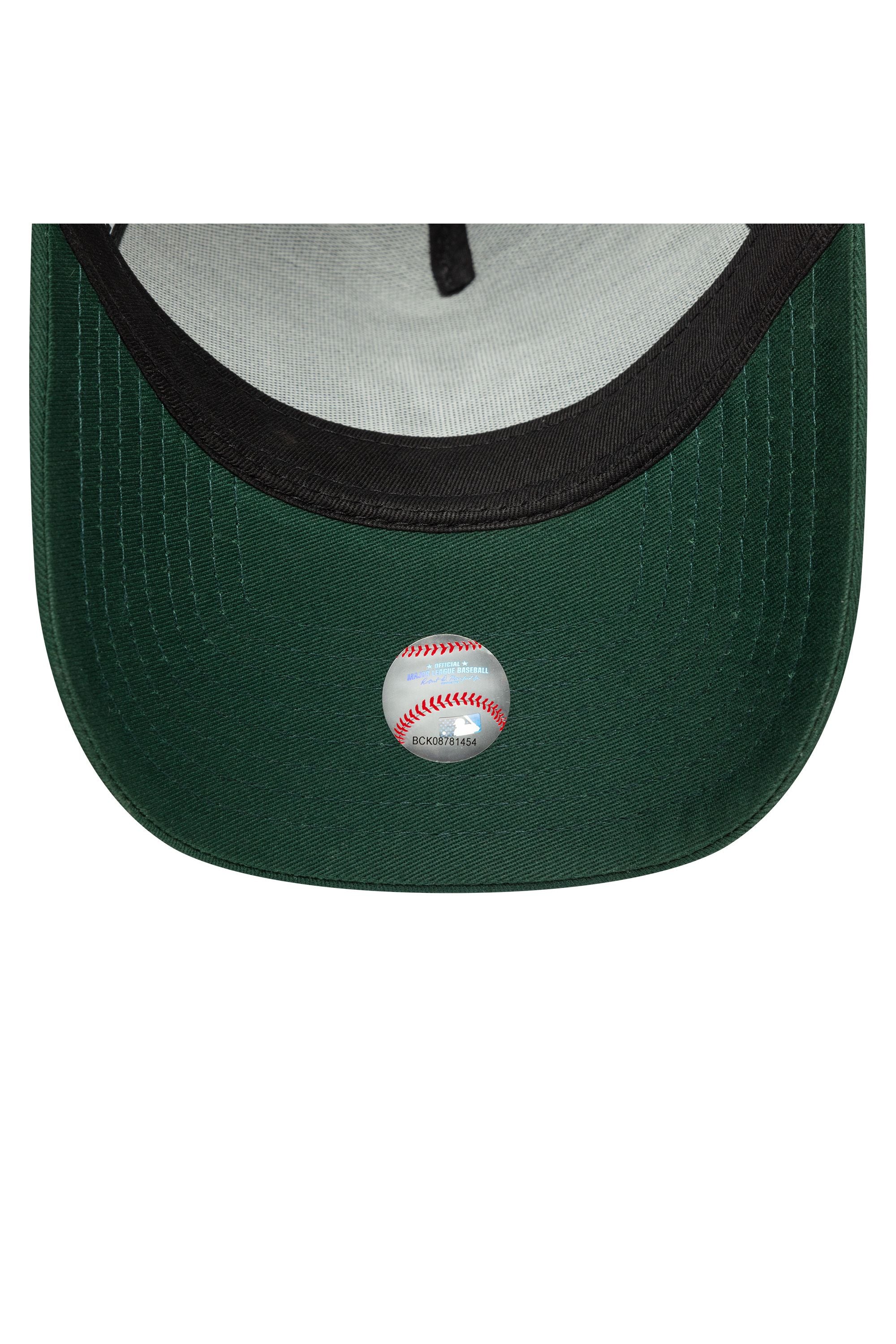 ICON EFRAME NEYYAN DKG כובע - Butterfly Sneakers