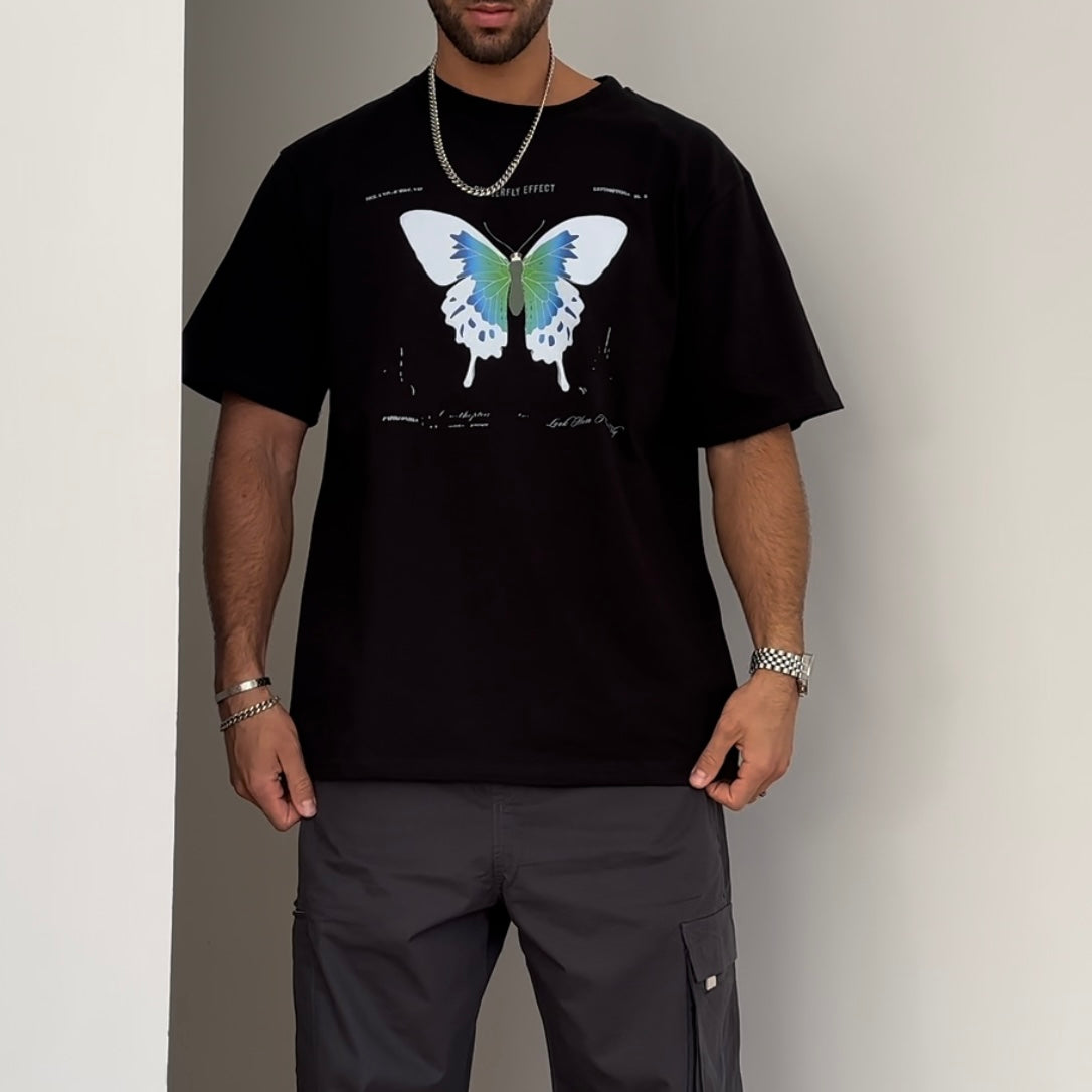Black T-shirt - Butterfly Sneakers