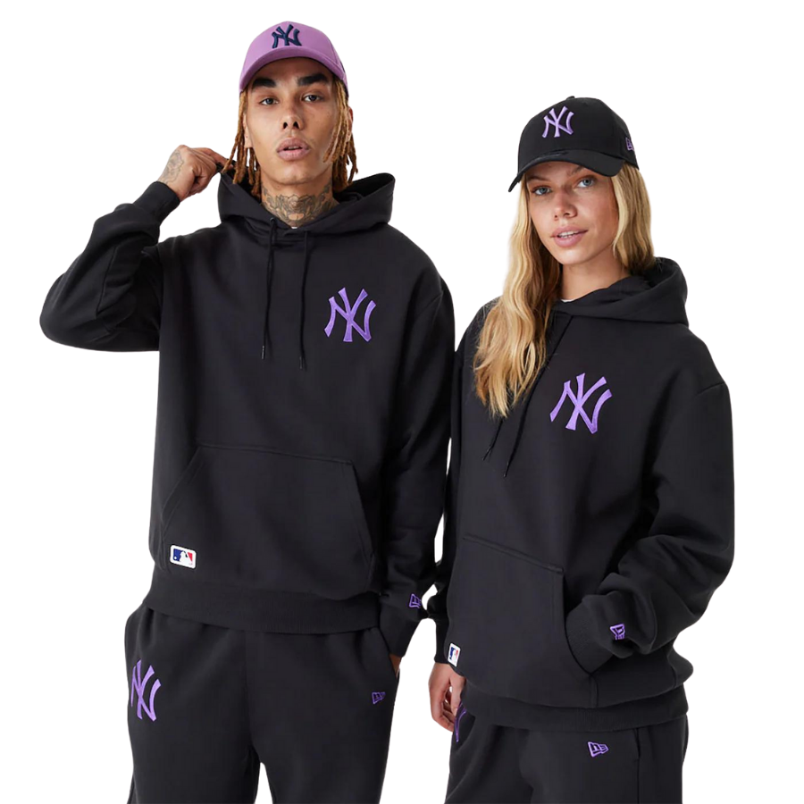 New Era MLB New York Yankees League Essential Oversized Hoodie