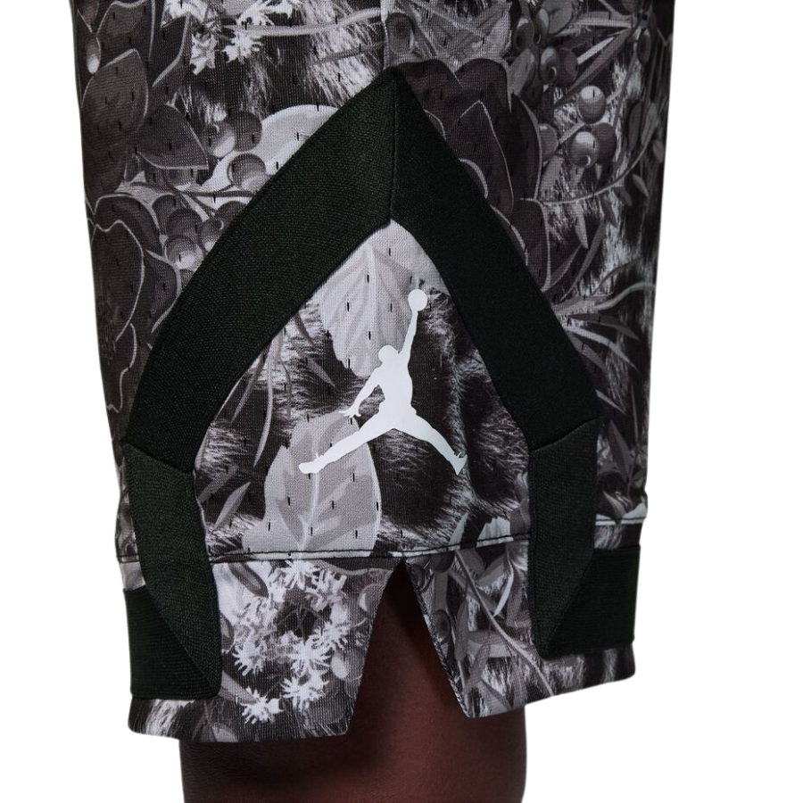 Jordan MJ
Big Kids' Dri-FIT Diamond Shorts