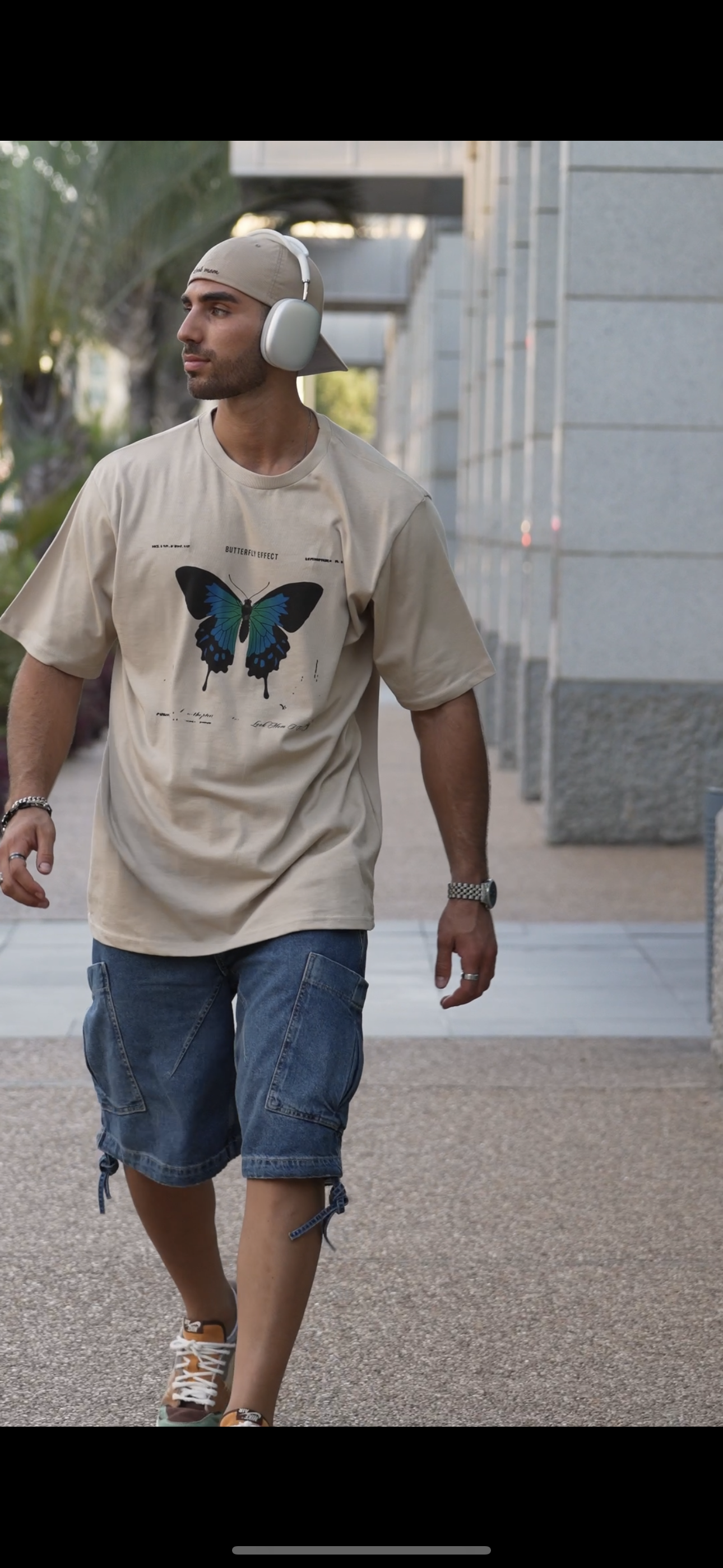 Brown T-shirt - Butterfly Sneakers