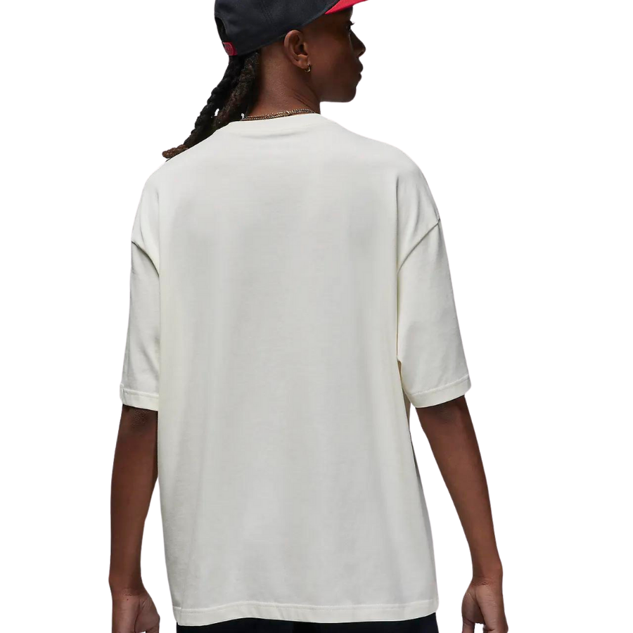 Jordan Flight Essentials
Men's Oversized T-shirt