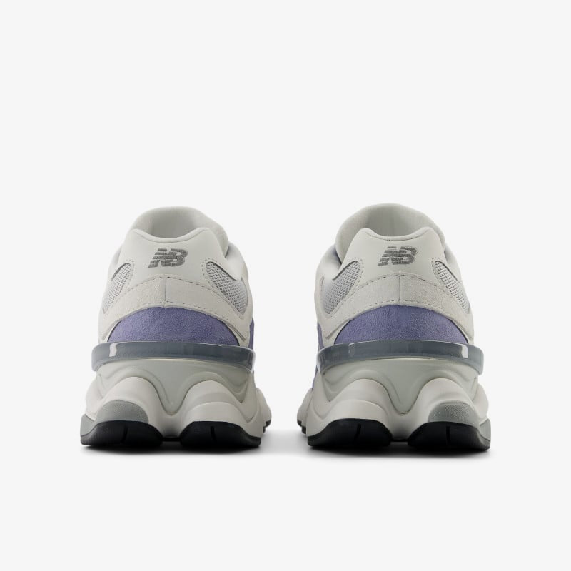 New Balance 9060 לבן ותכלת