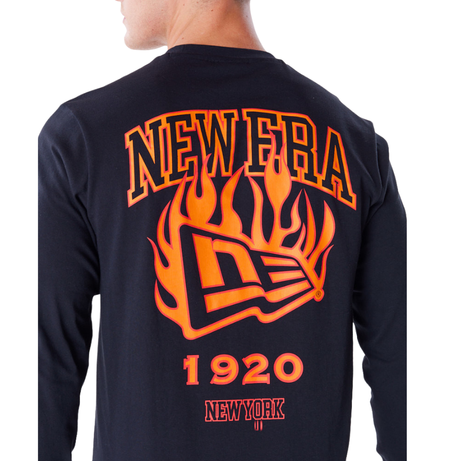 New Era Flag Flame Black Long Sleeve T-Shirt