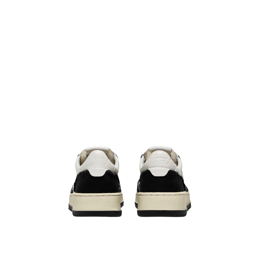 AUTRY SNEAKERS WHITE & BLACK