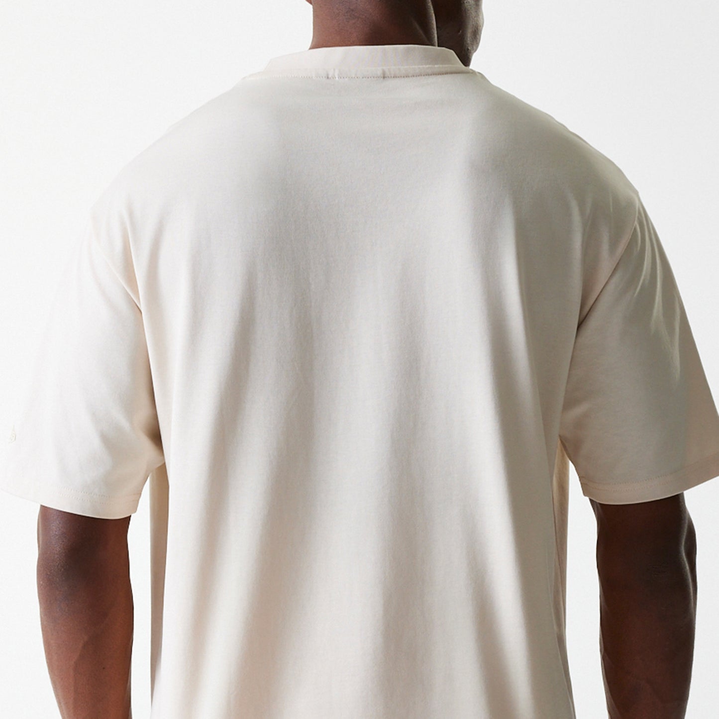 TECH TEE LTC חולצת טי שירט שרוול קצר