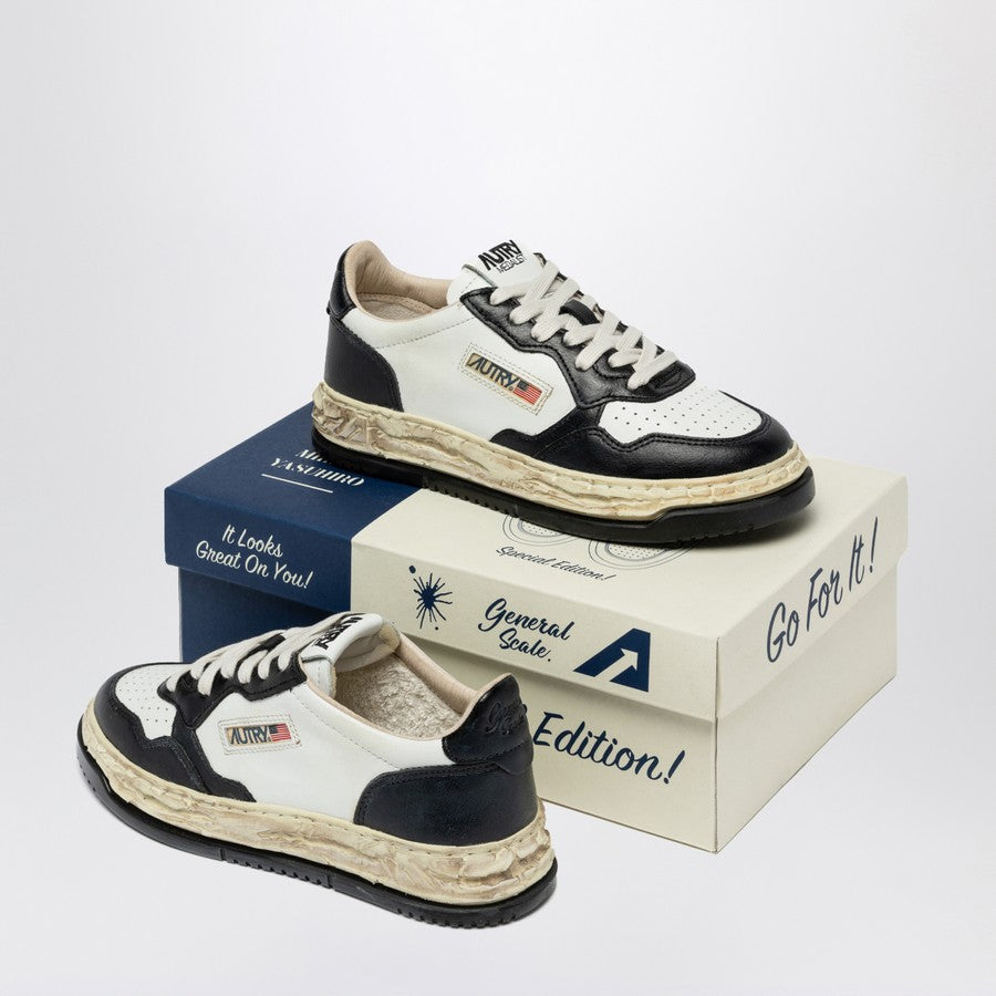 AUTRY X MAISON MSUPVINT LOW MAN MIHARA YASUHIRO WHITE/BLACK