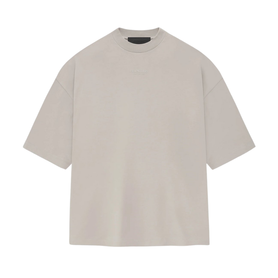 FEAR OF GOD ESSENTIALS T-SHIRT
SILVER CLOUD