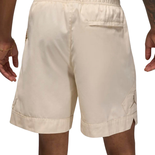 Jordan Essentials
Men's Diamond Shorts