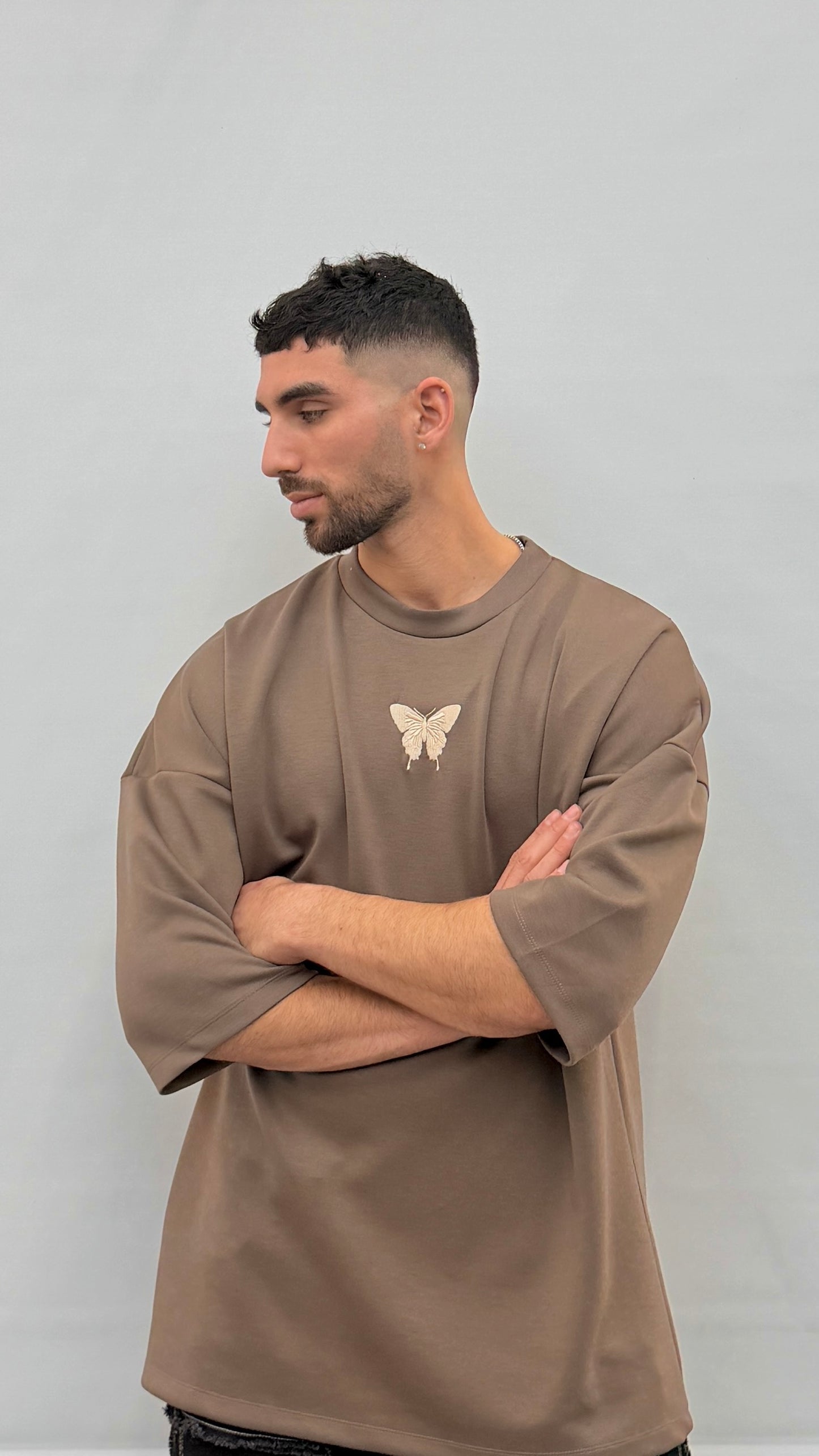 Butterfly Boy oversize + T Brown
